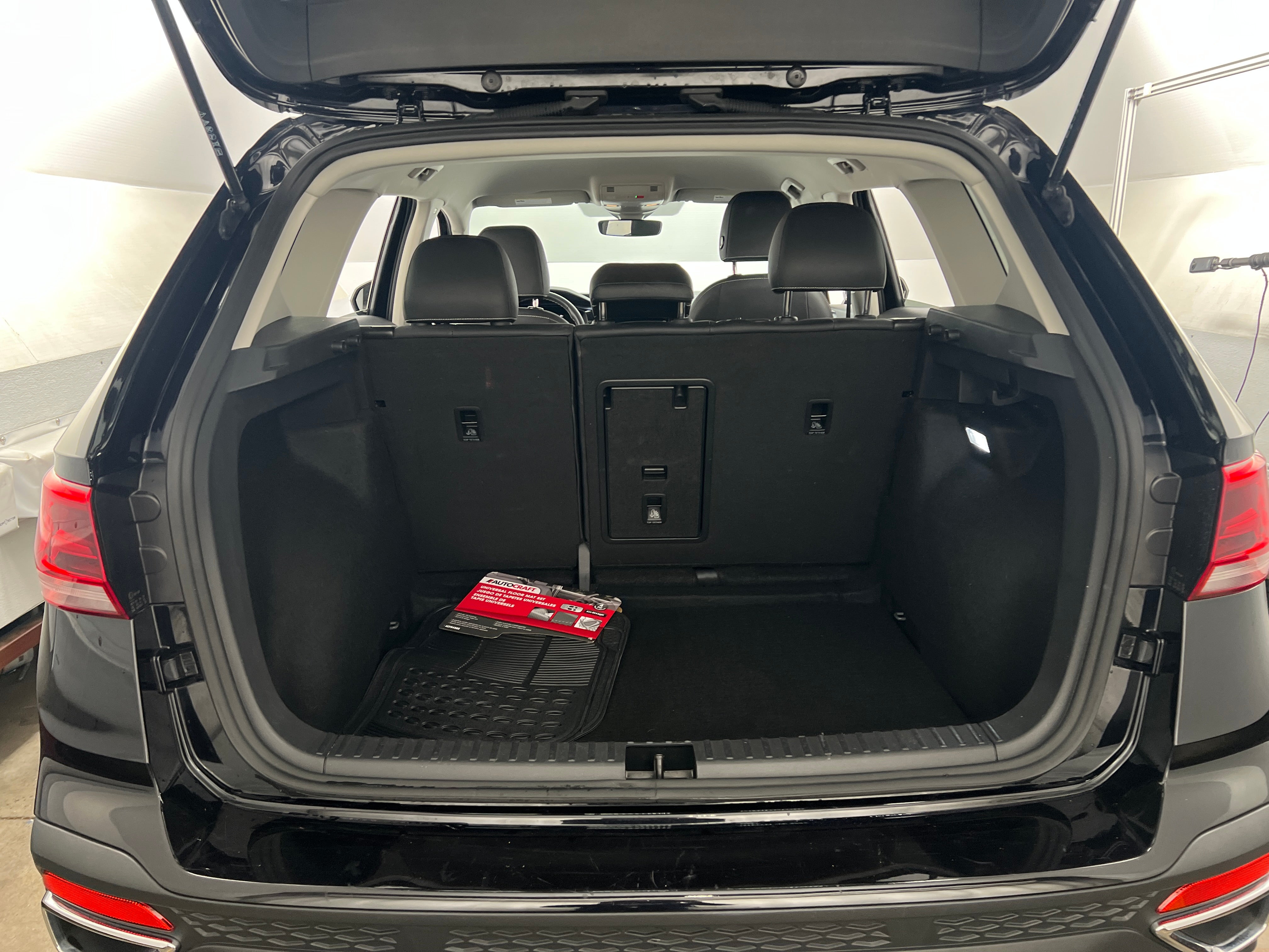 2024 Volkswagen Taos SE 6