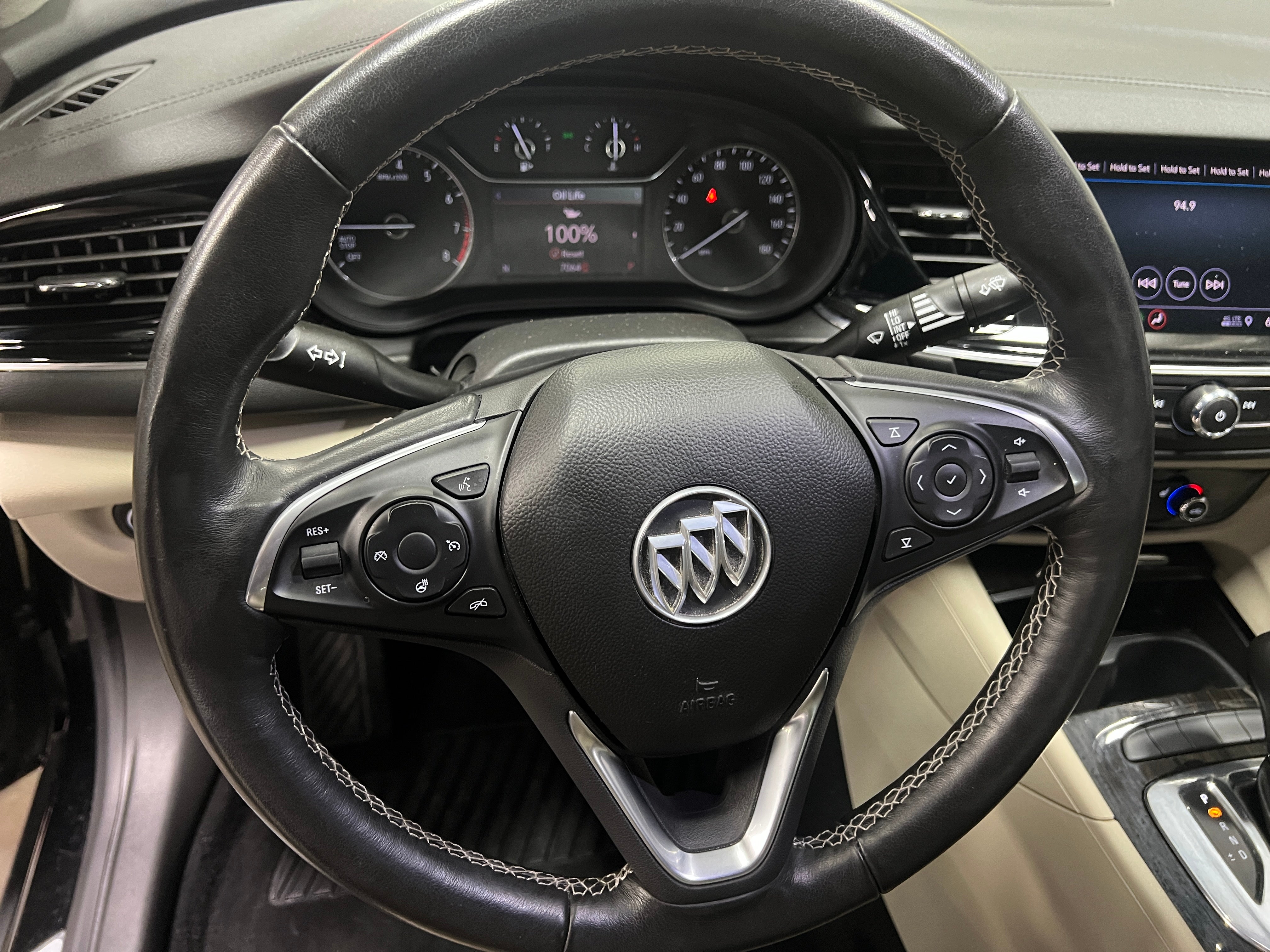 2019 Buick Regal Essence 4