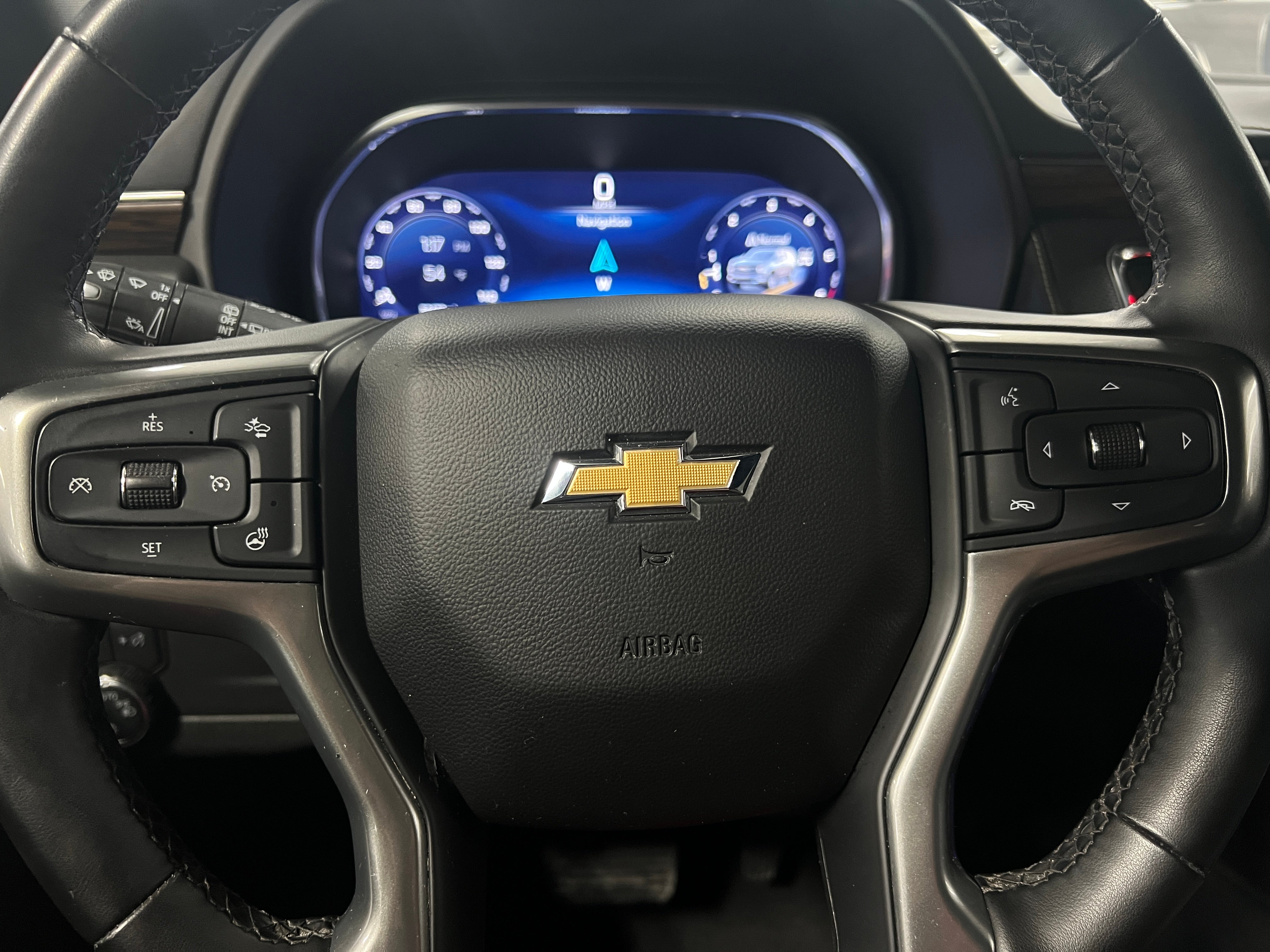 2023 Chevrolet Suburban Premier 4