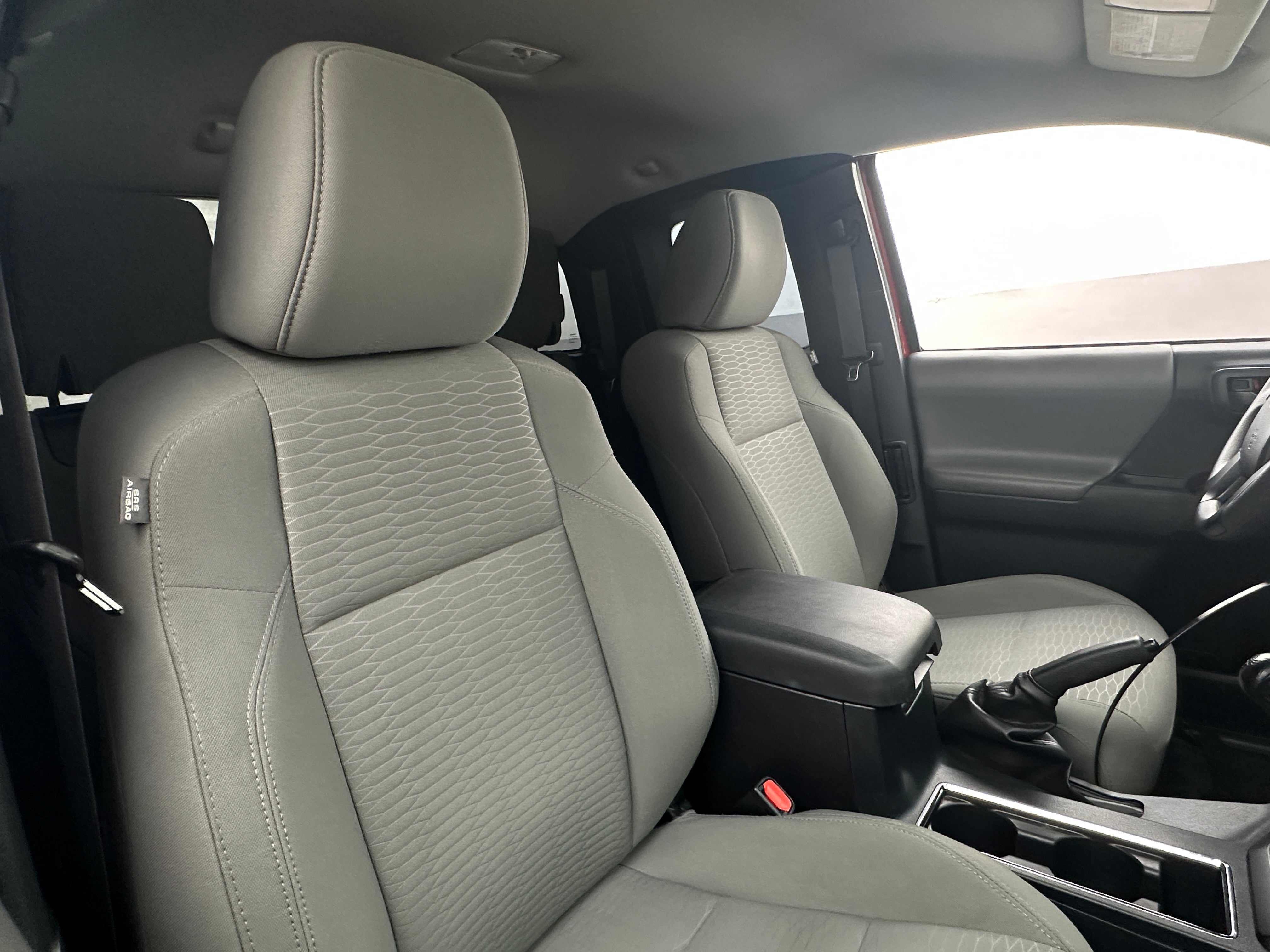 2017 Toyota Tacoma SR 2