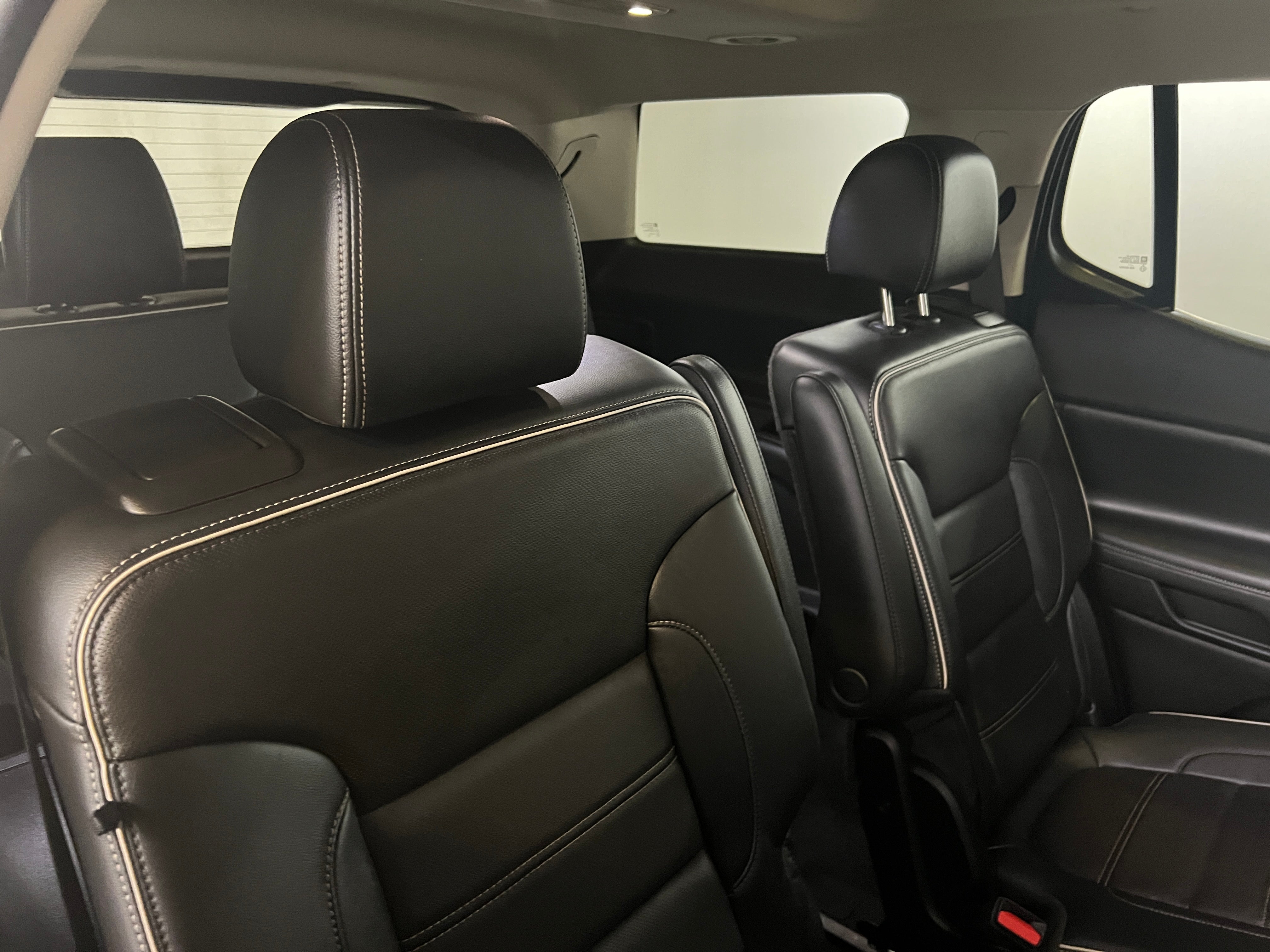 2022 GMC Acadia Denali 5
