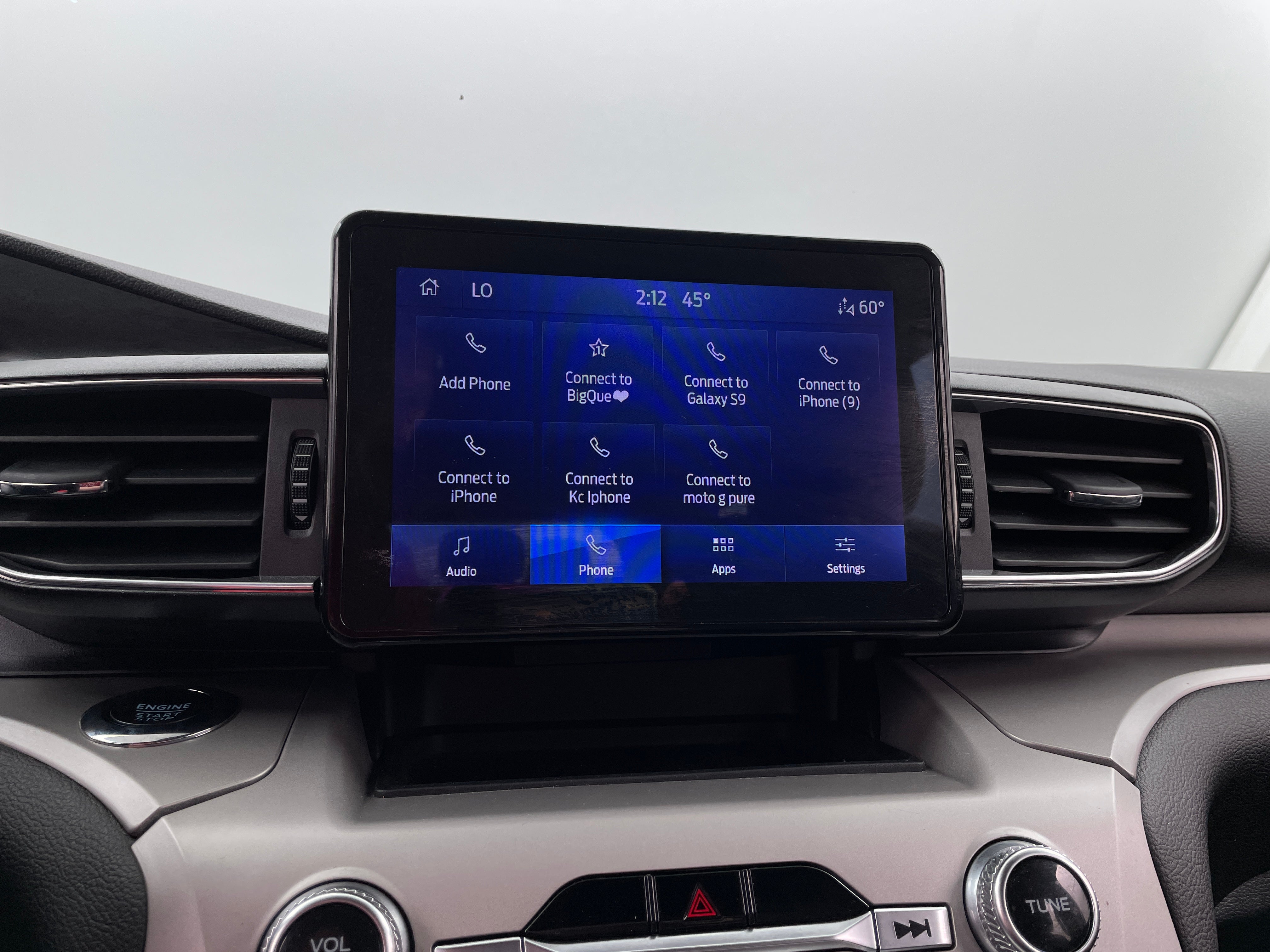 2024 Ford Explorer XLT 4