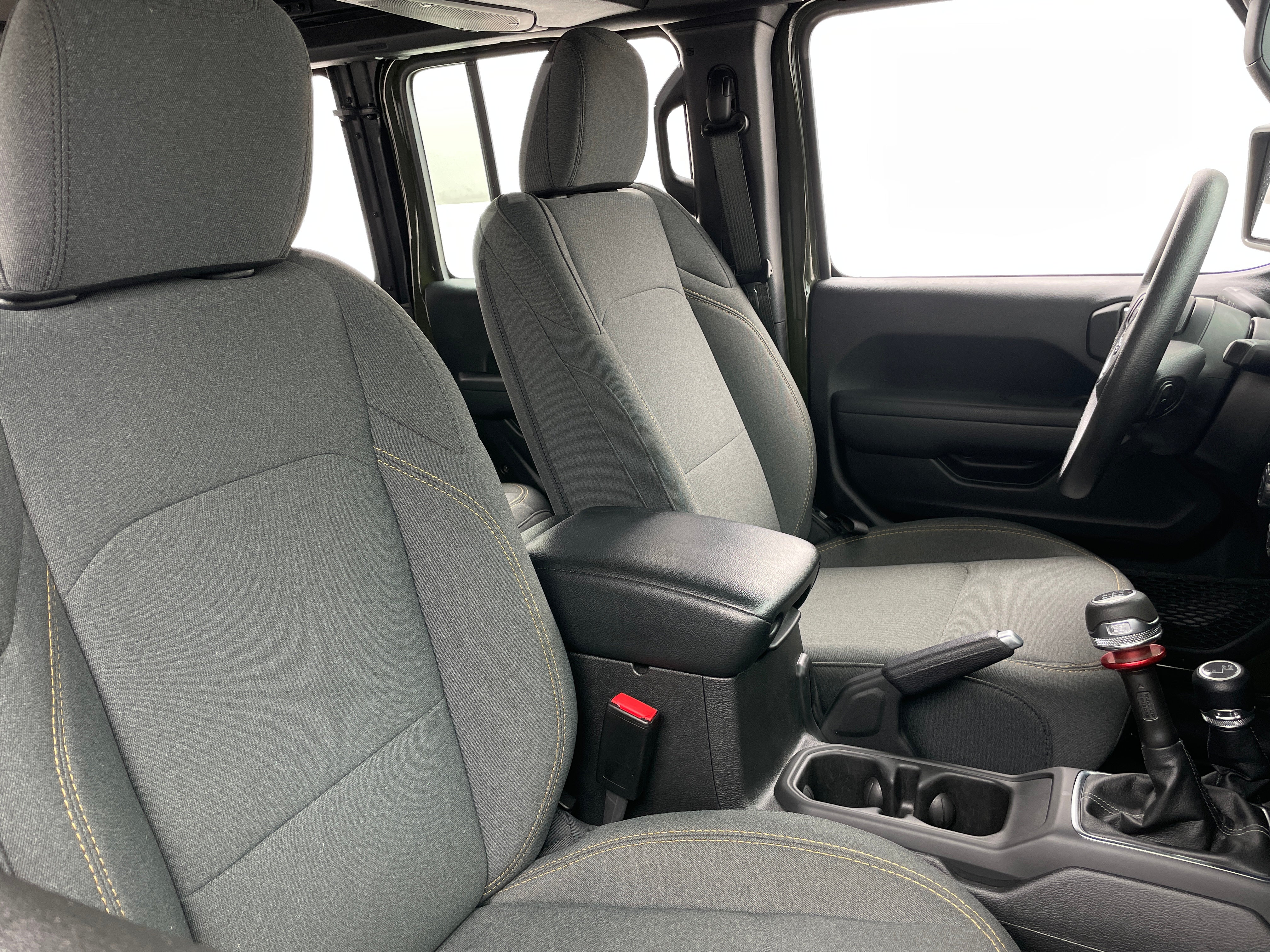 2024 Jeep Wrangler Sport 2