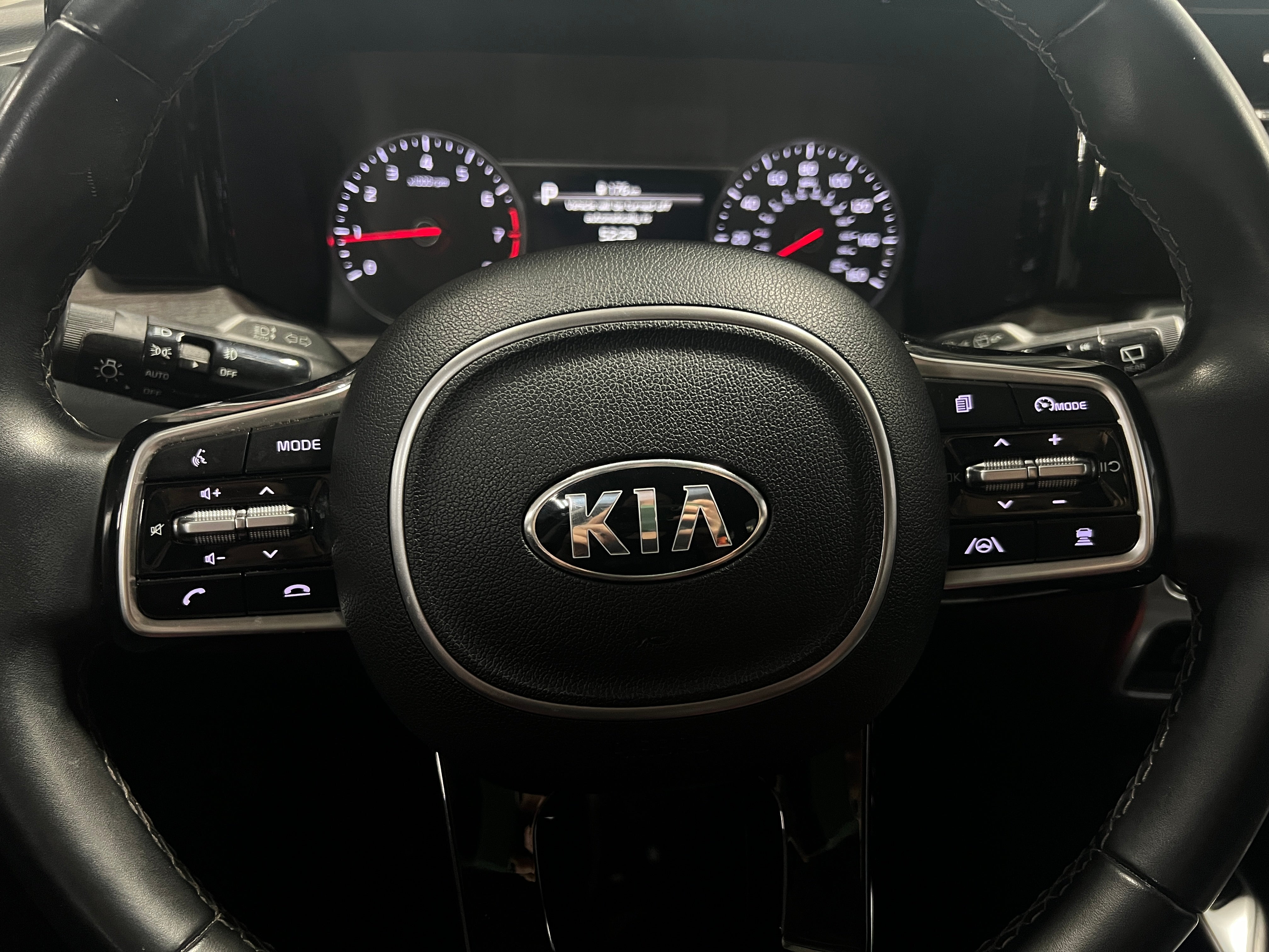 2021 Kia Sorento EX 4