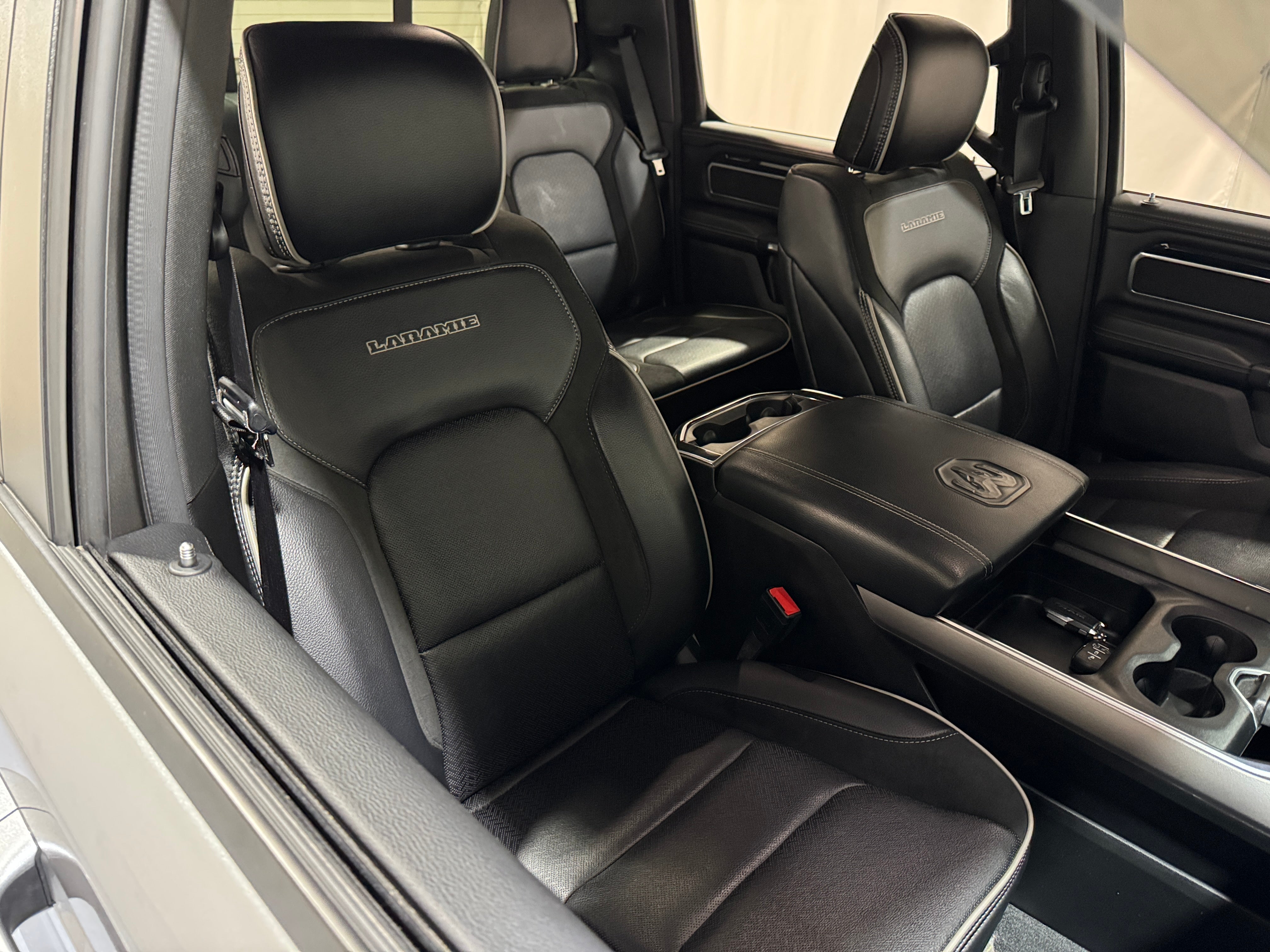 2022 RAM 1500 Laramie 2