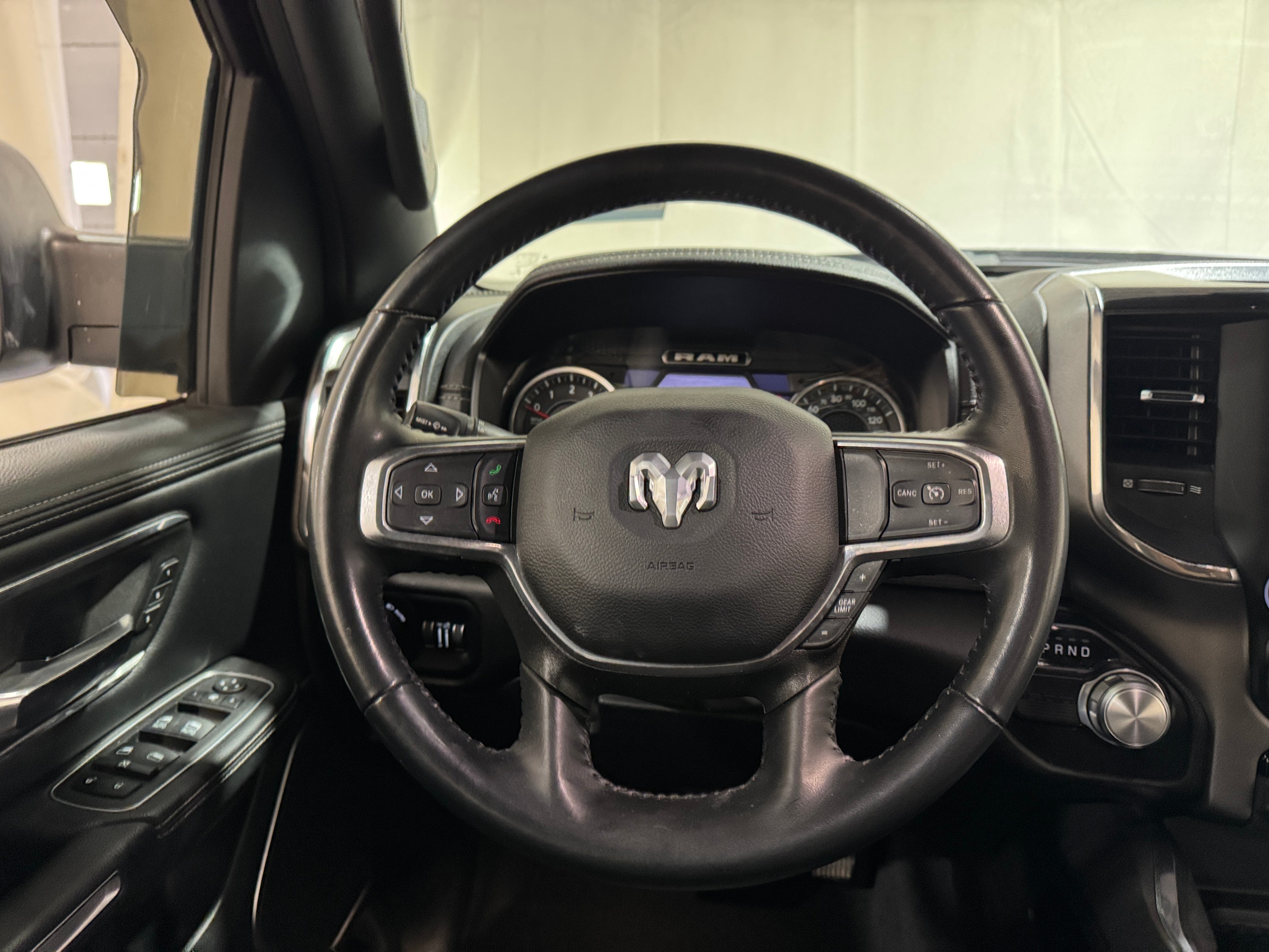 2022 RAM 1500 Laramie 5