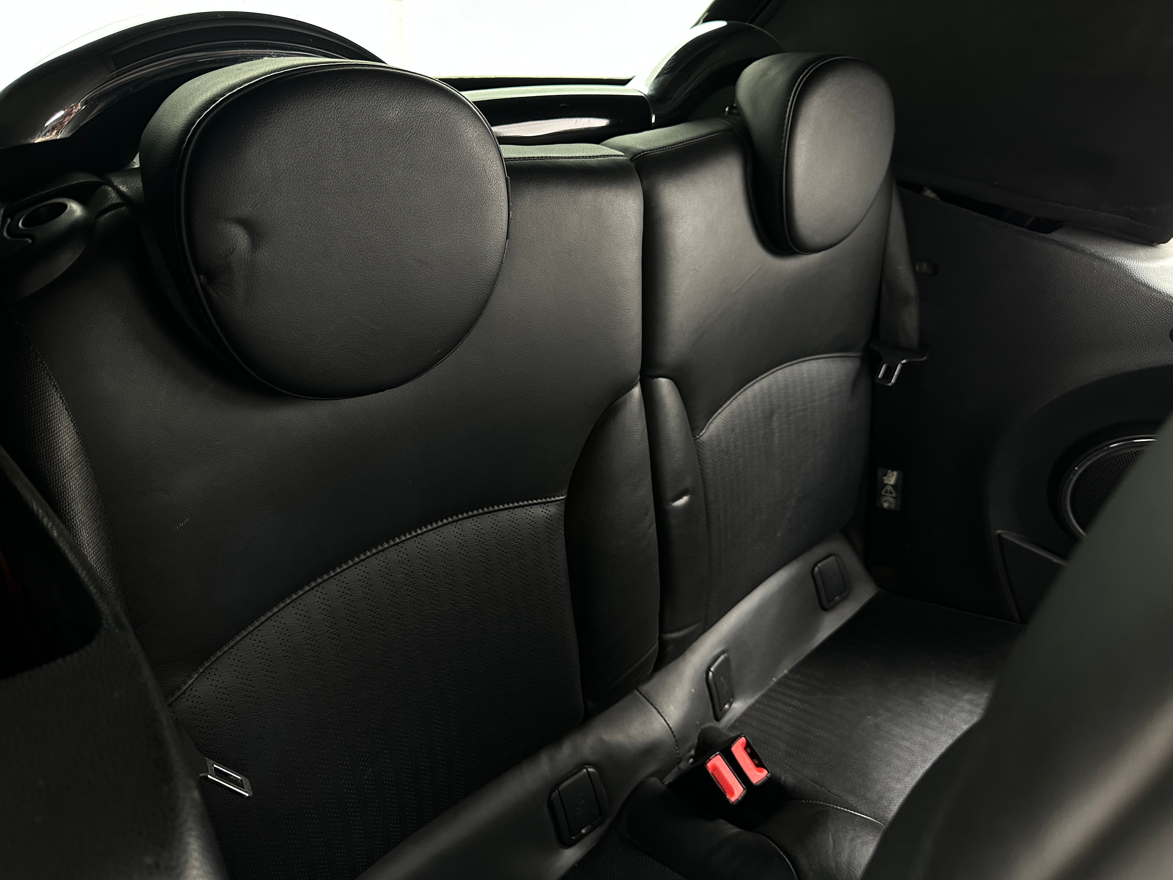 2010 MINI Cooper Convertible John Cooper Works 6