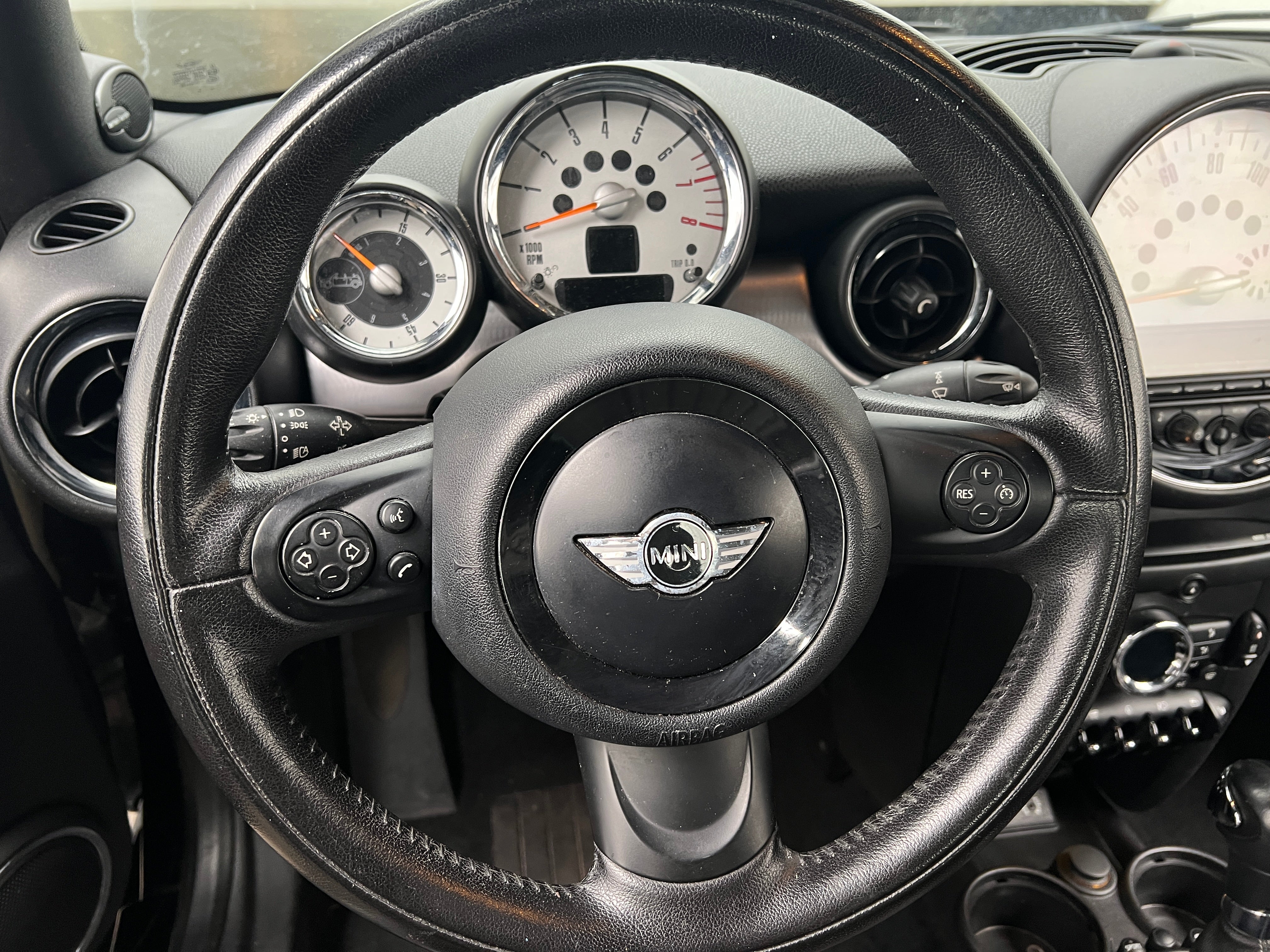 2013 MINI Cooper Convertible  4