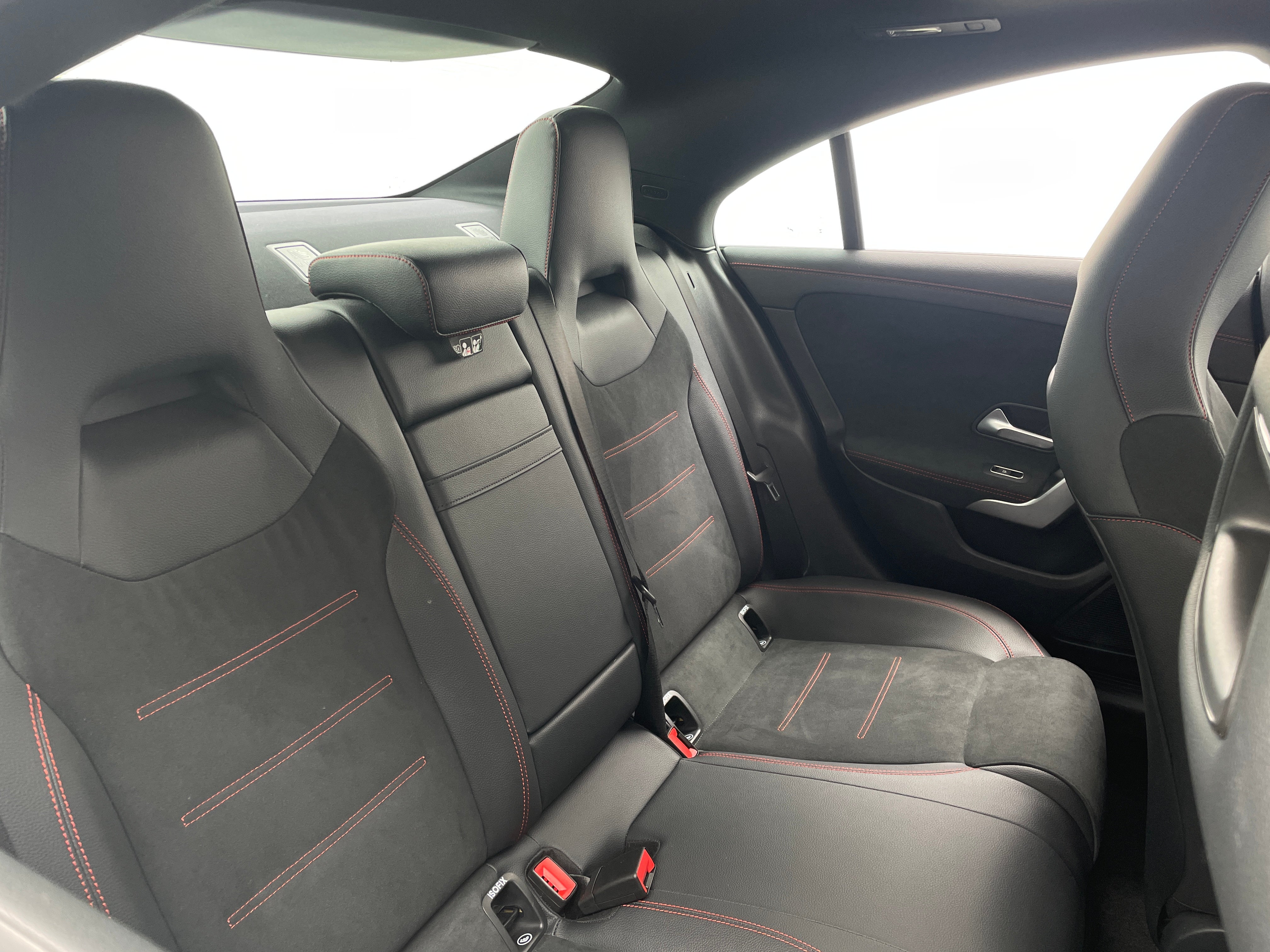 2022 Mercedes-Benz CLA 250 5