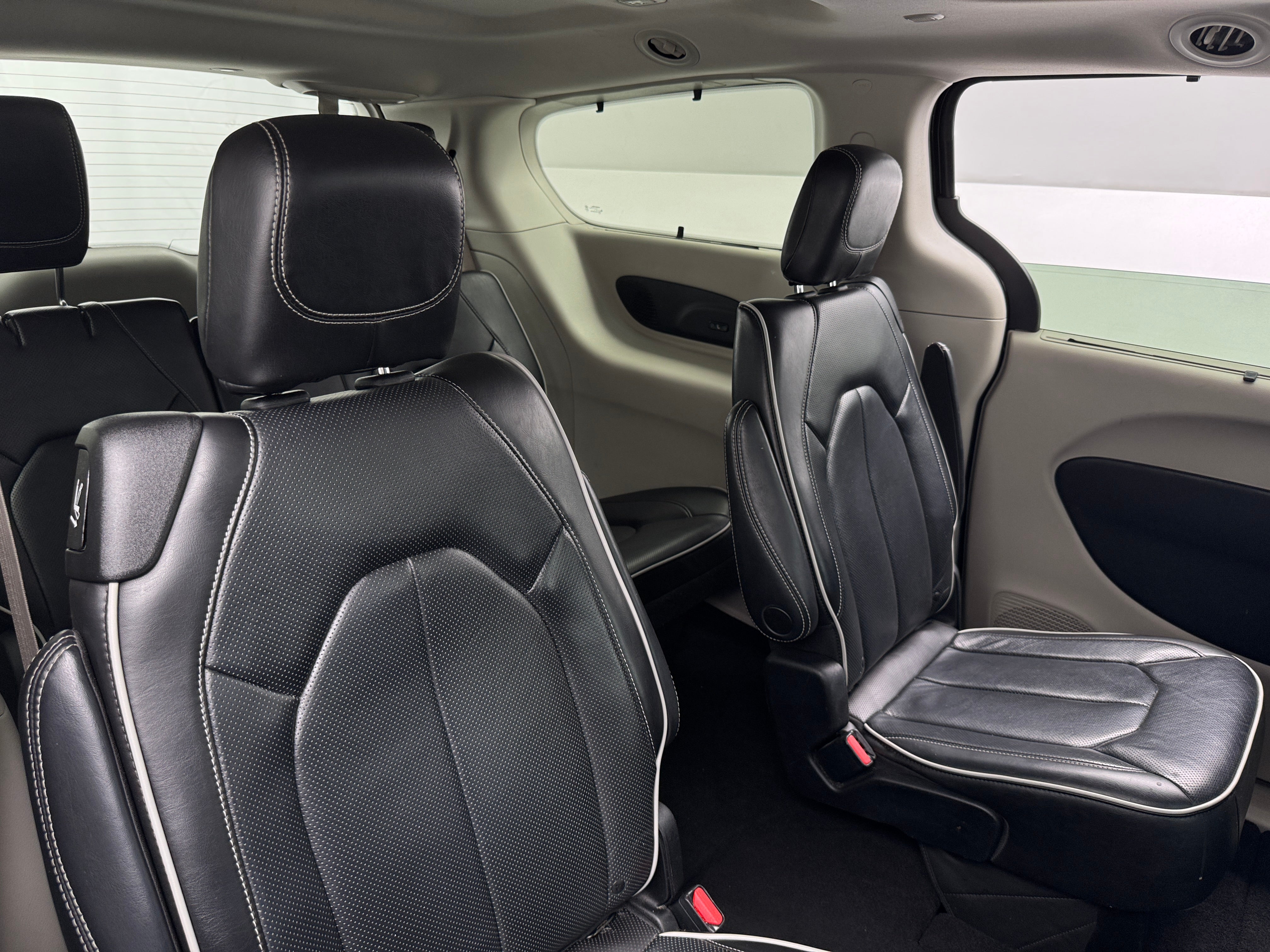 2022 Chrysler Pacifica Limited 5