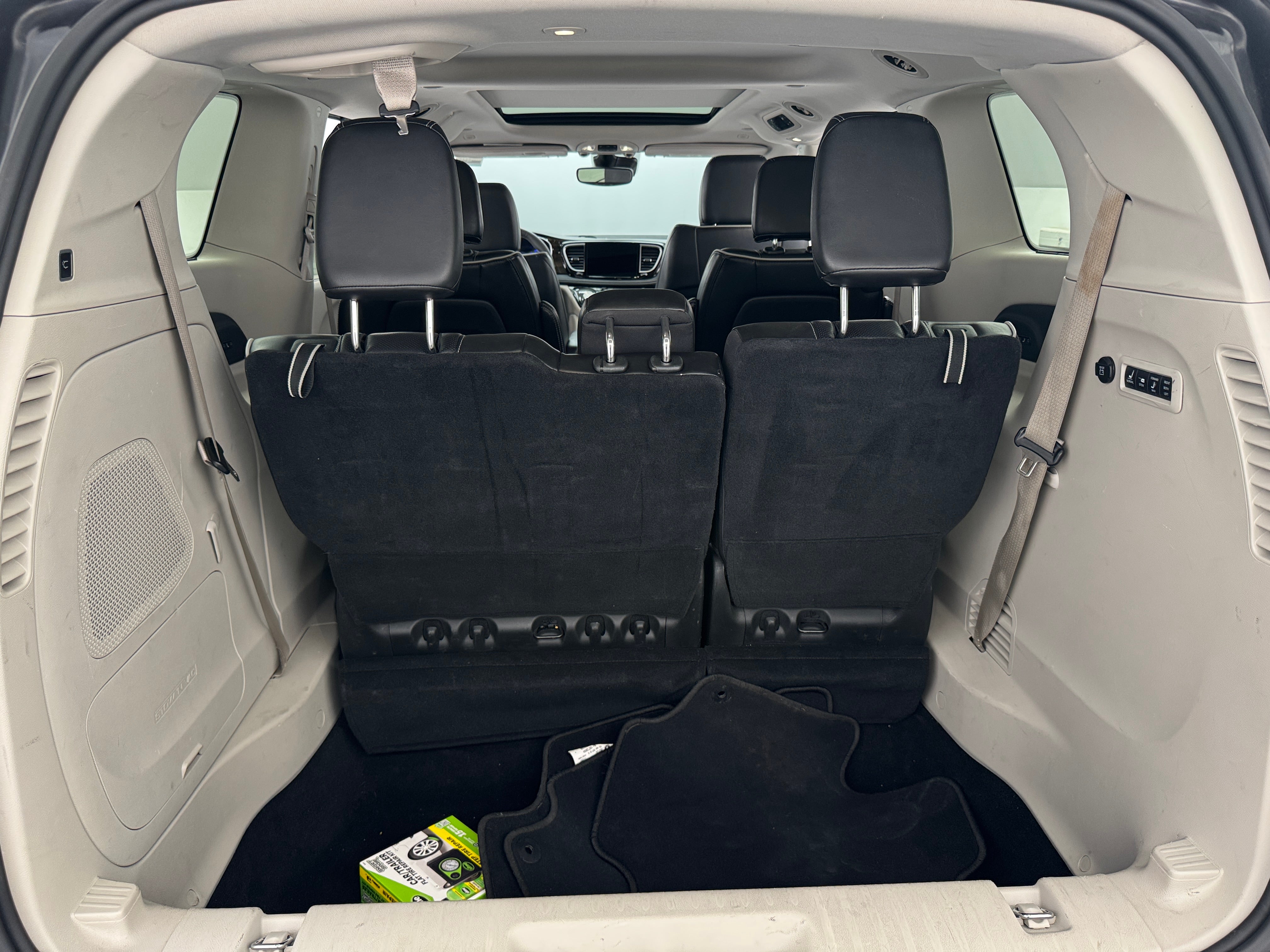 2022 Chrysler Pacifica Limited 6