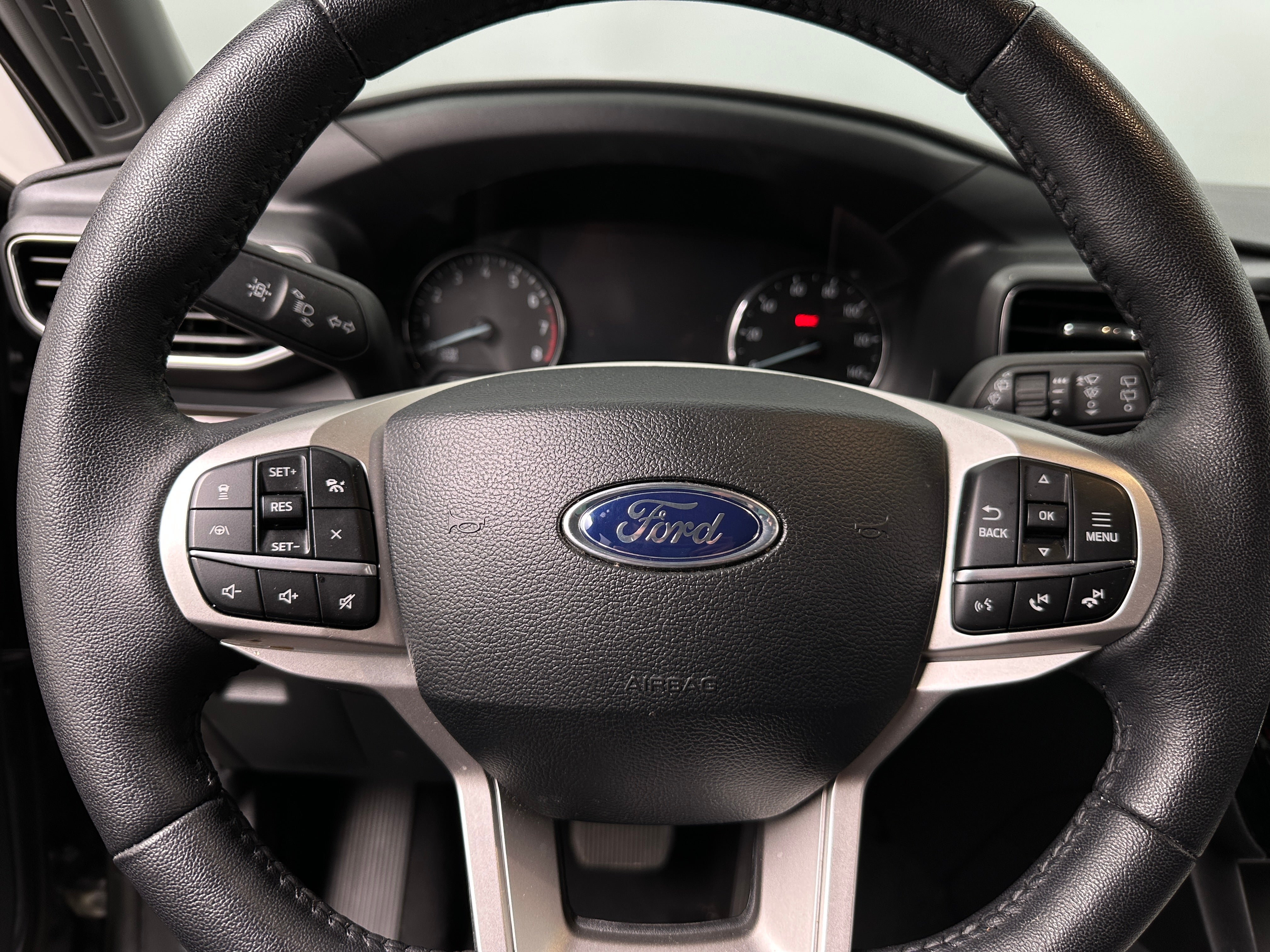 2024 Ford Explorer Limited 4