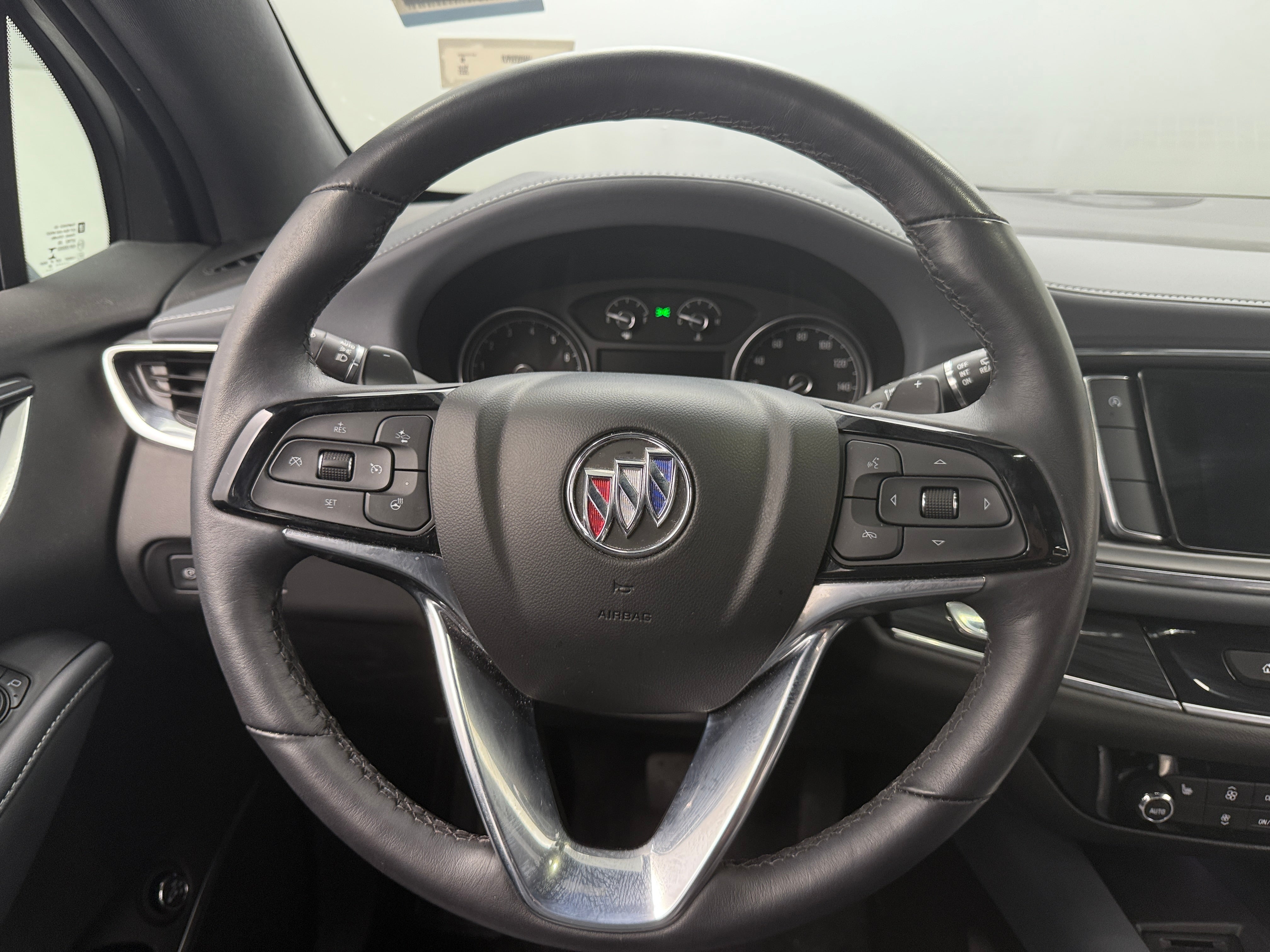 2022 Buick Enclave Essence 4