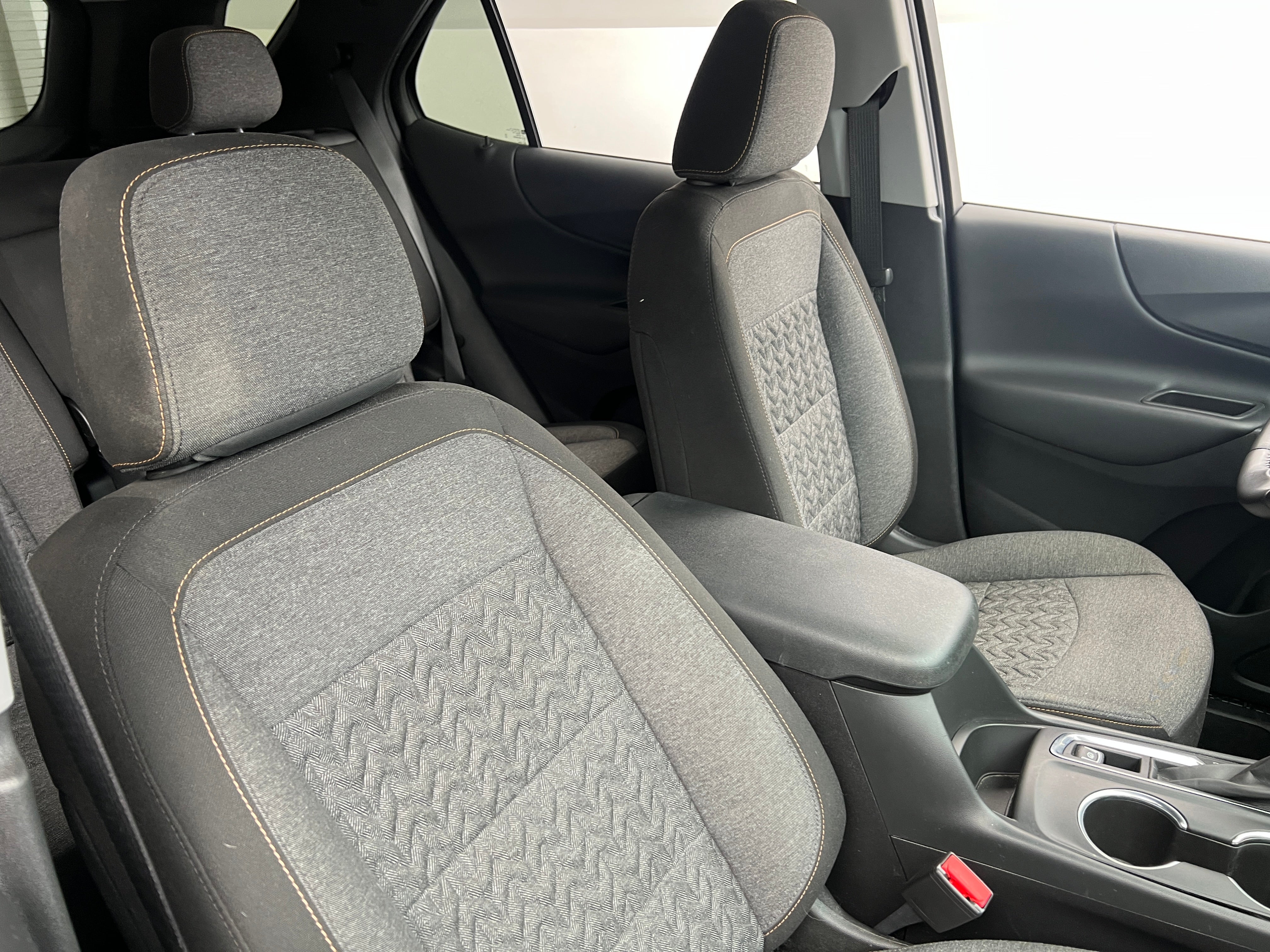 2022 Chevrolet Equinox LT 2