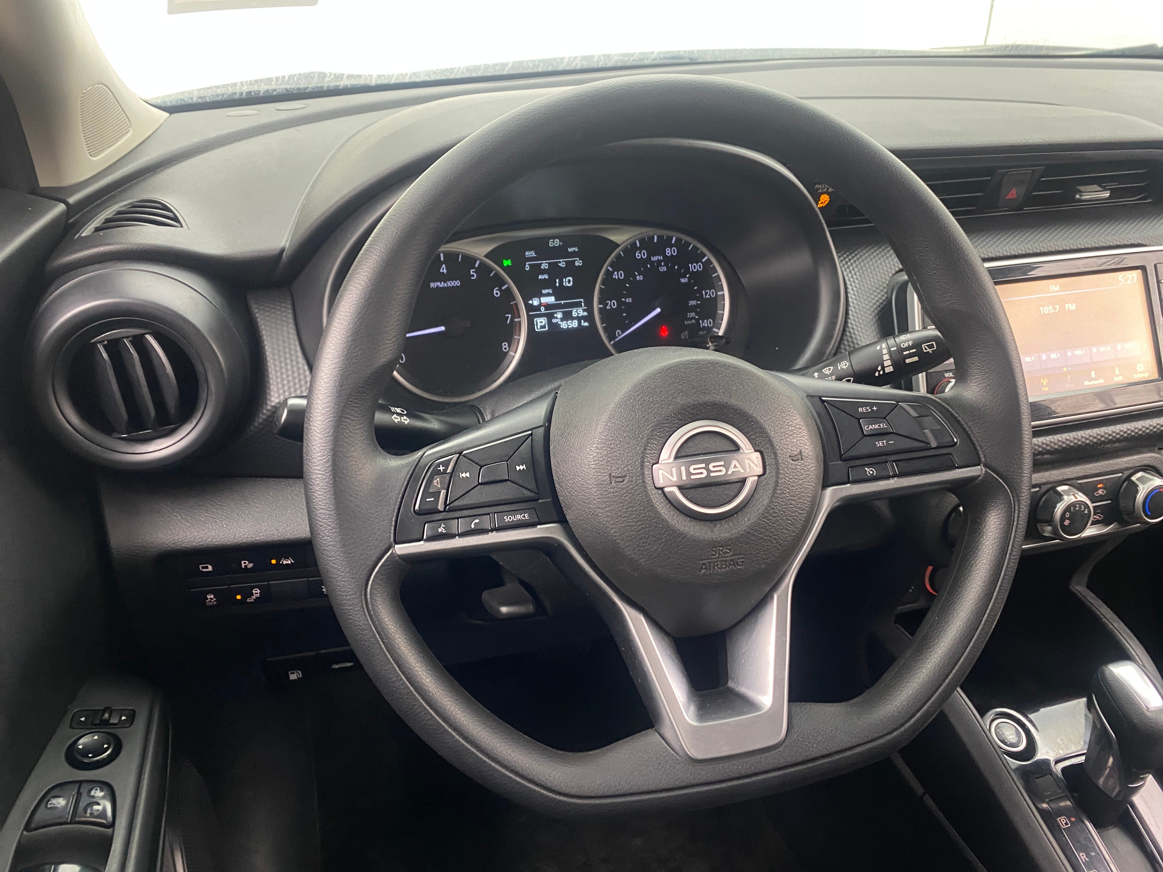2022 Nissan Kicks S 5