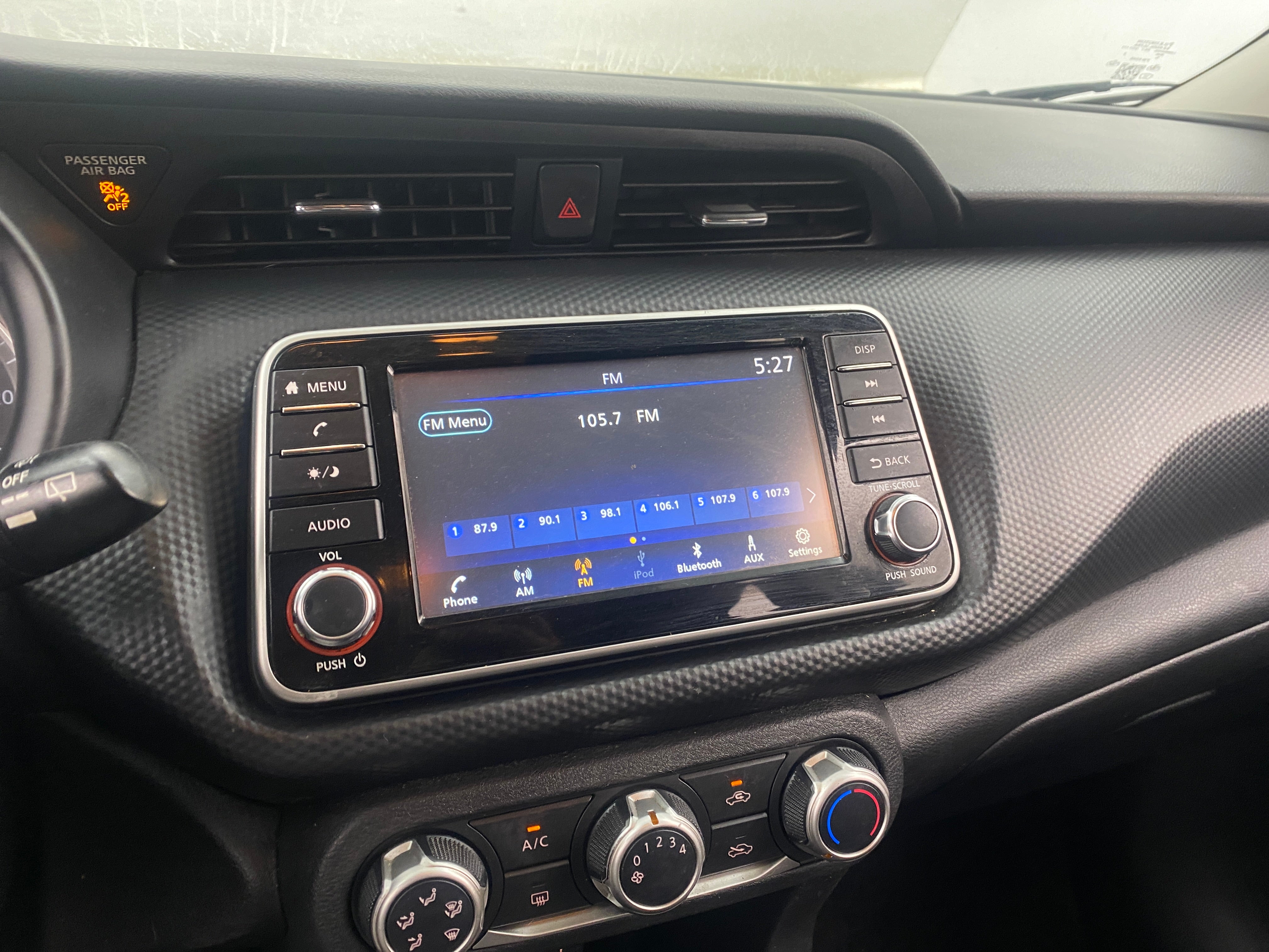 2022 Nissan Kicks S 4