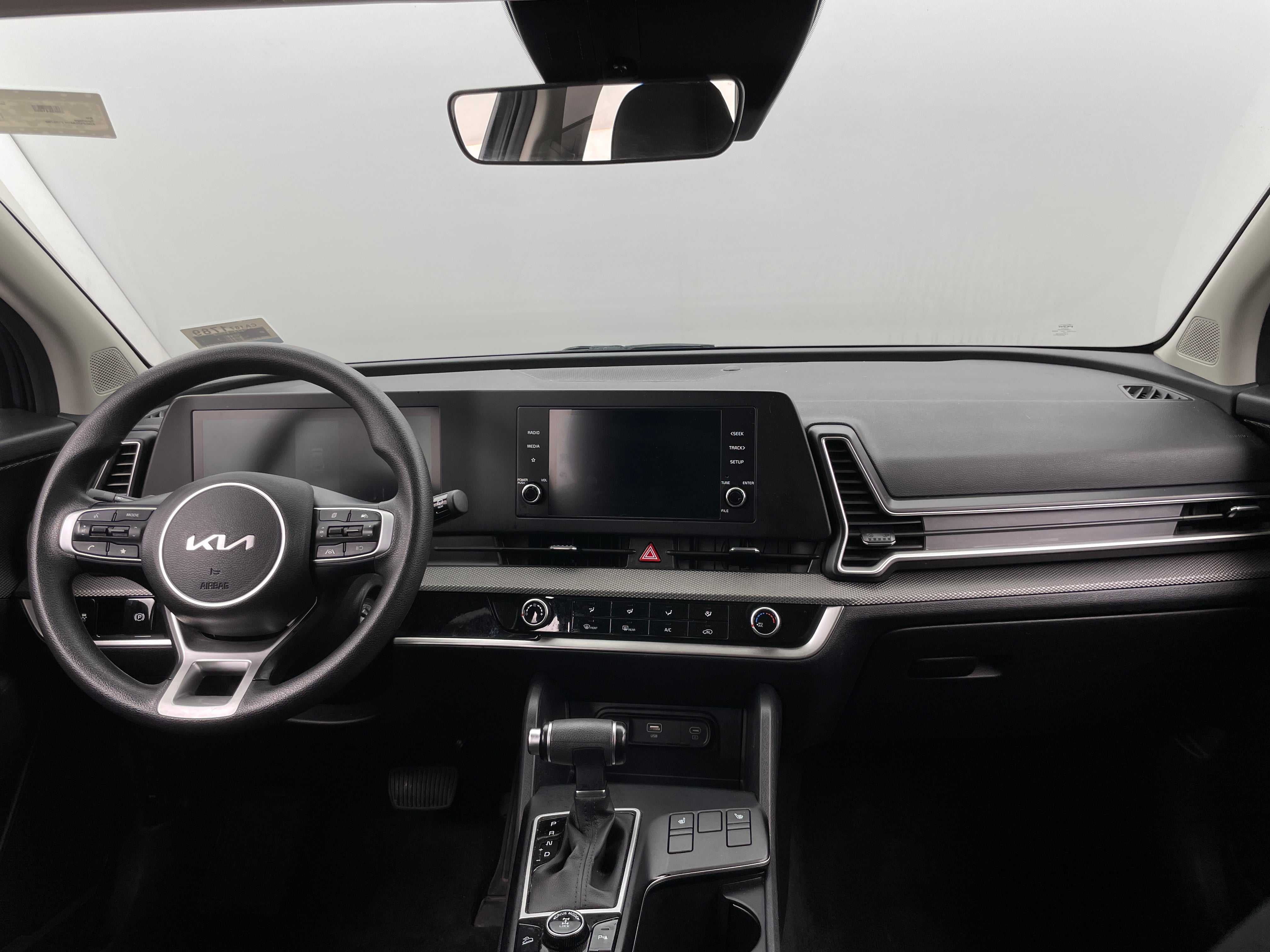 2023 Kia Sportage LX 3