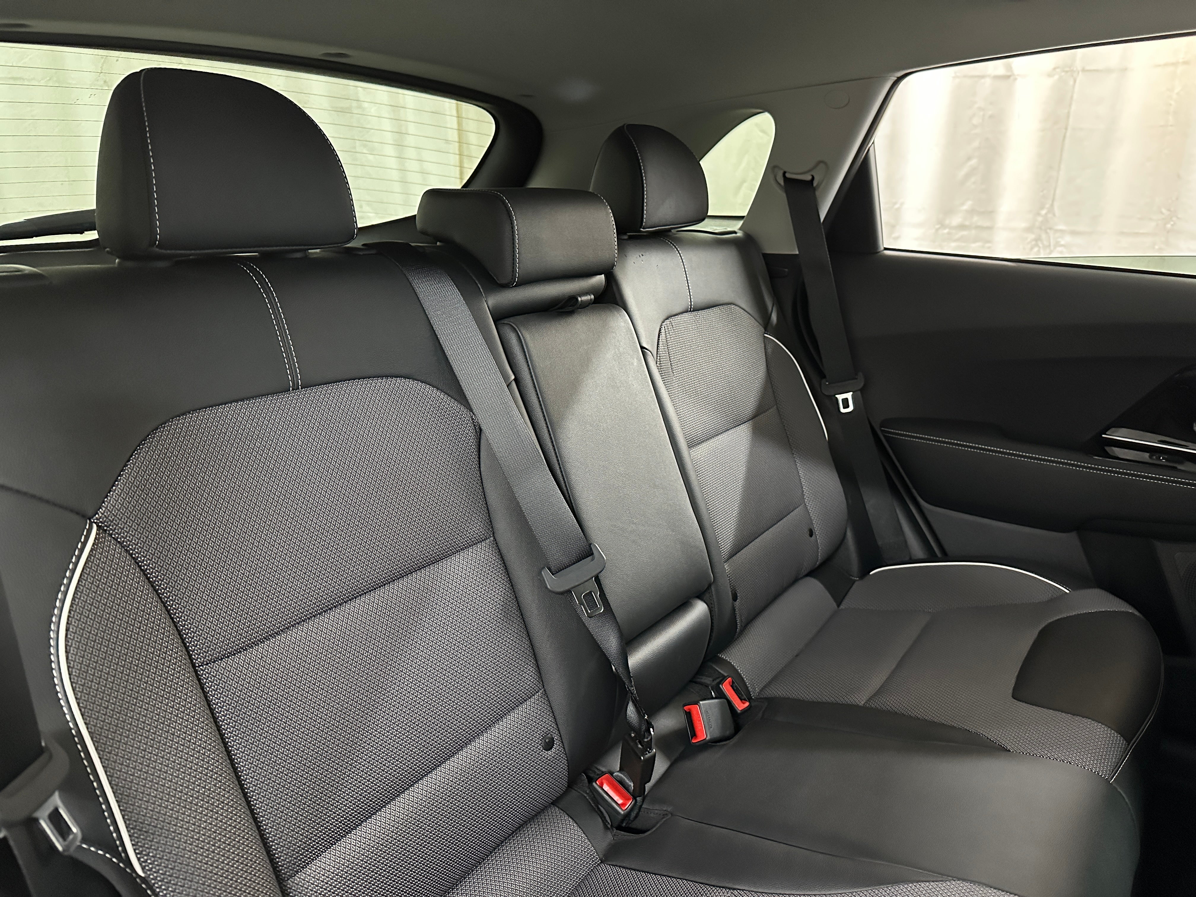 2022 Kia Niro S 5