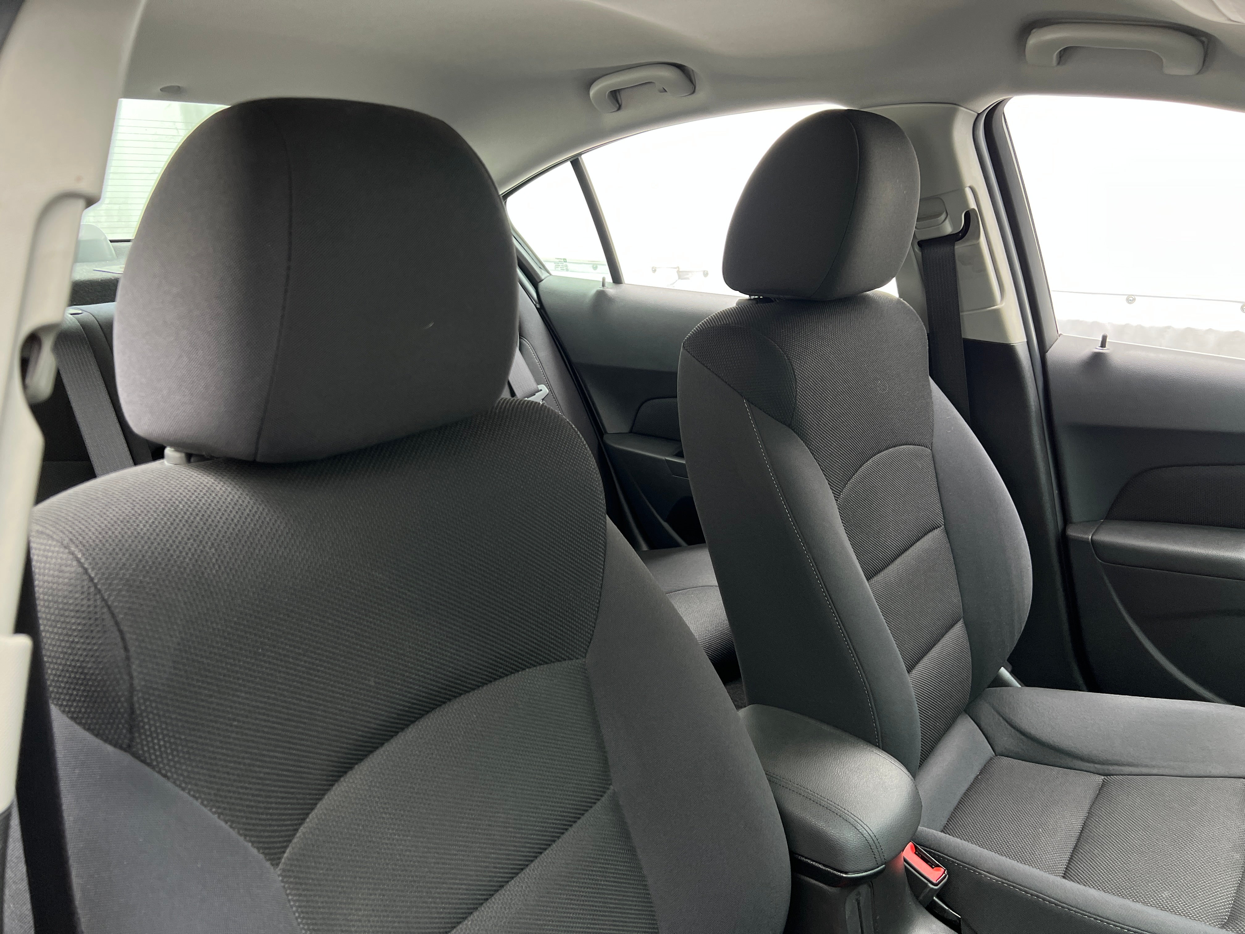 2015 Chevrolet Cruze LT 2