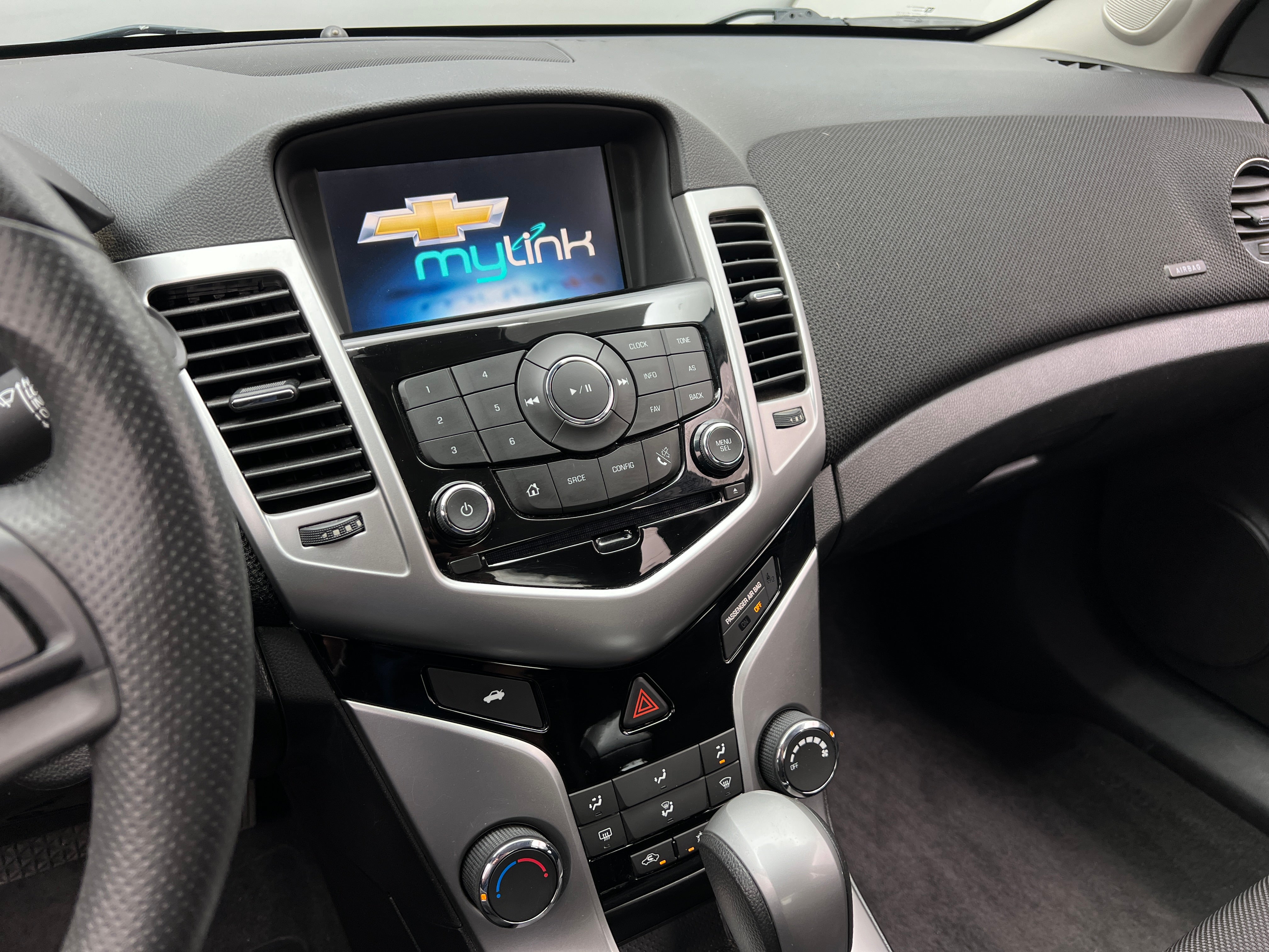 2015 Chevrolet Cruze LT 4