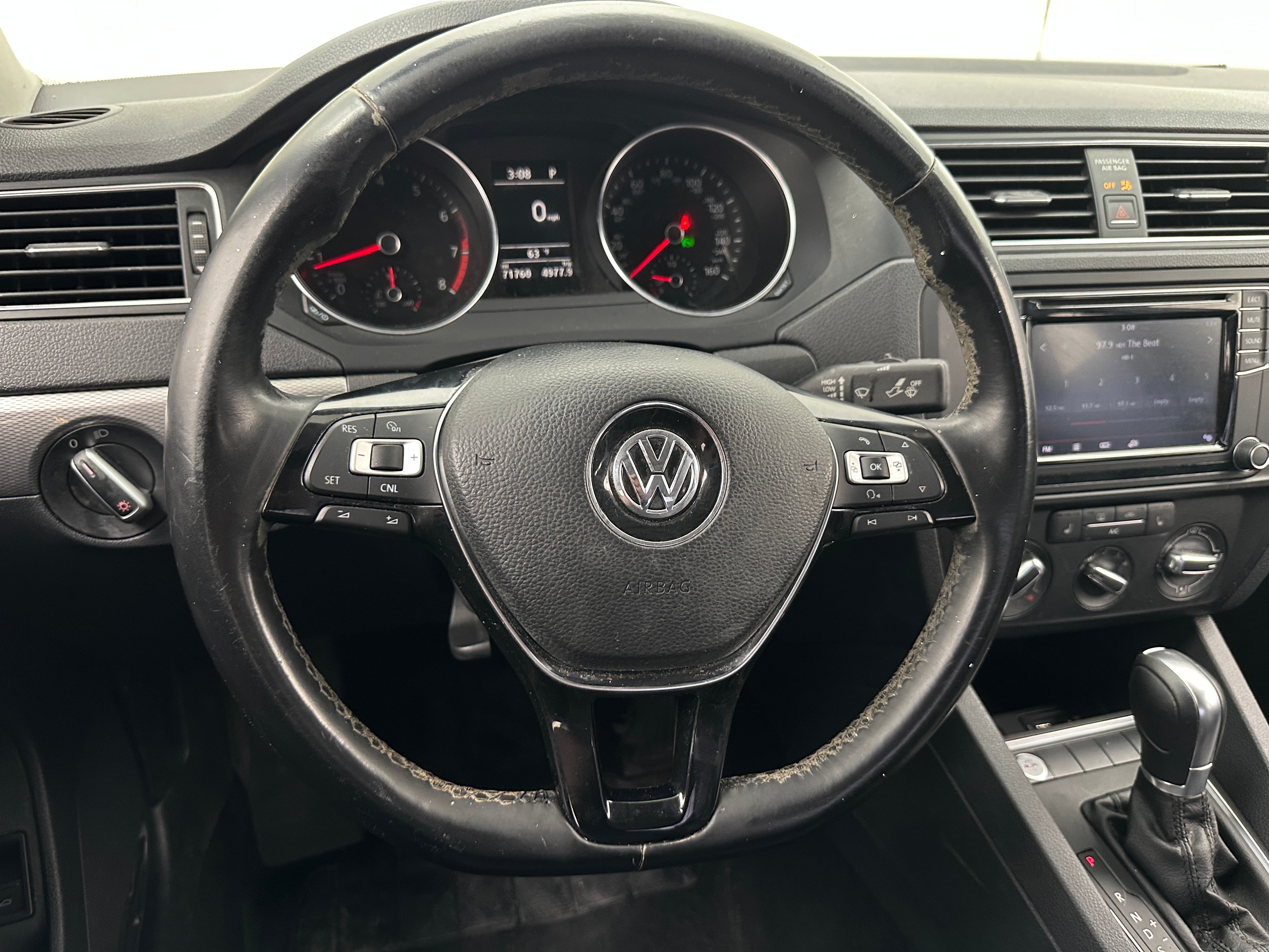 2017 Volkswagen Jetta SE 4