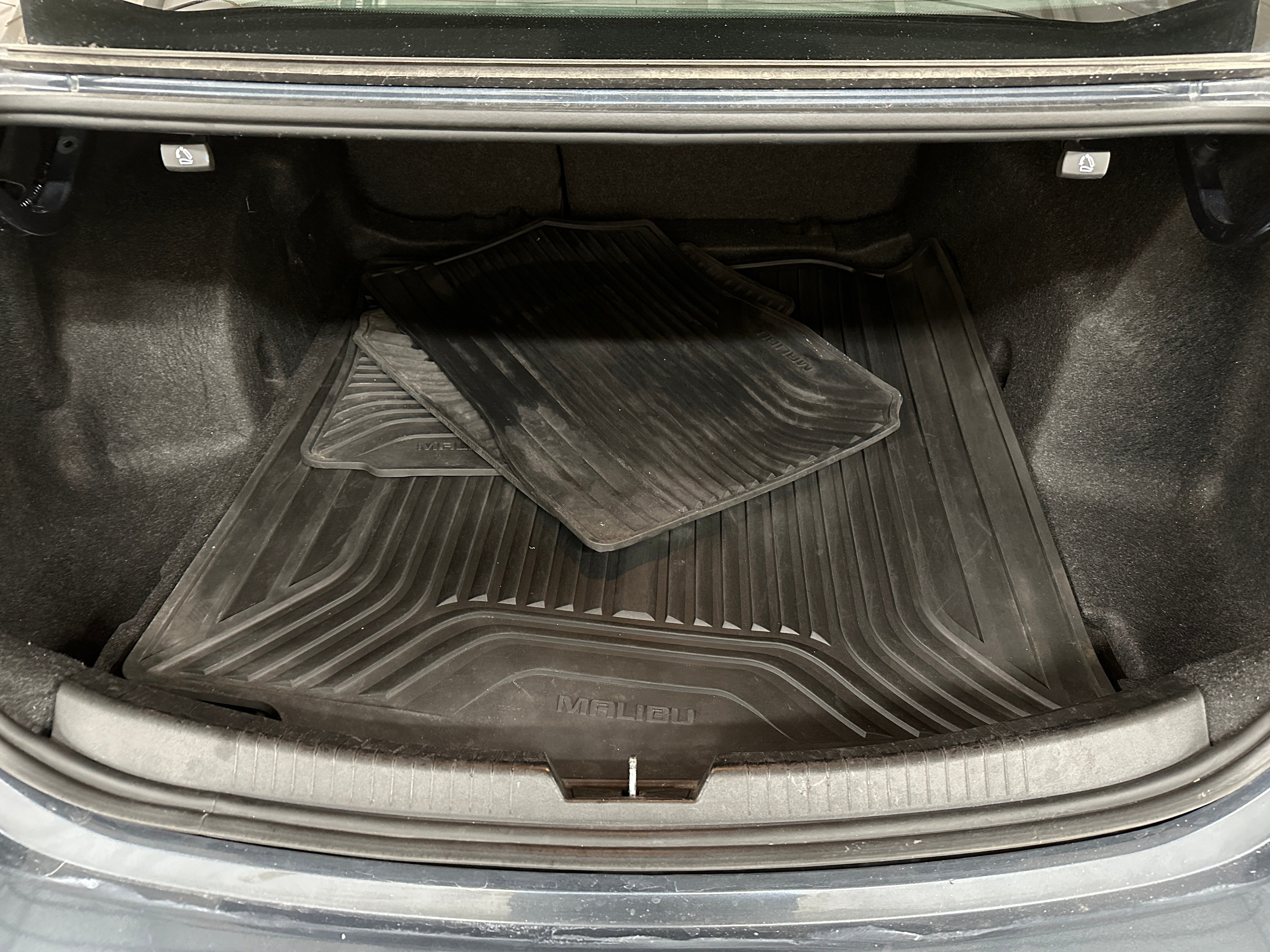 2019 Chevrolet Malibu LS 7