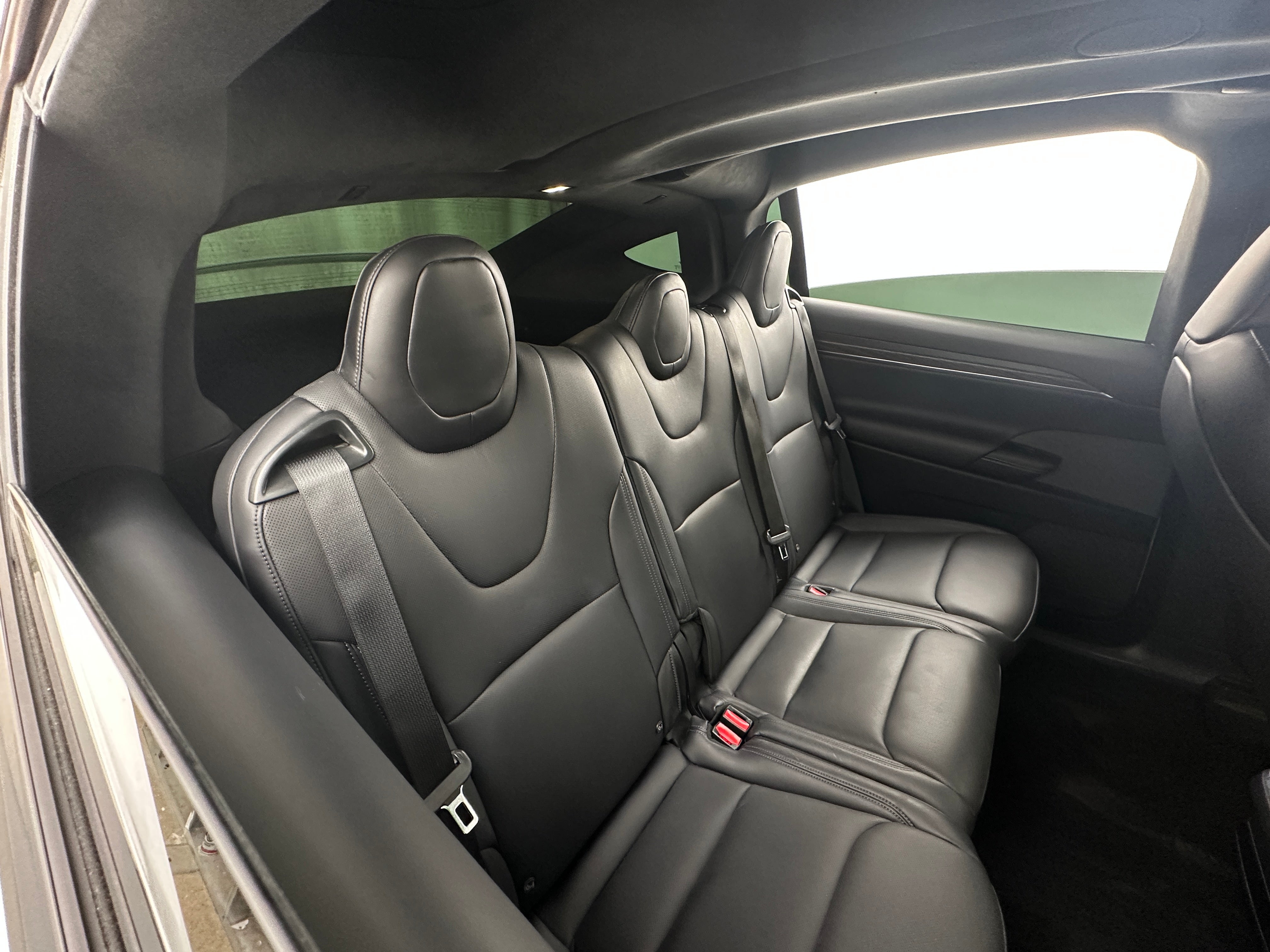 2022 Tesla Model X Long Range 5