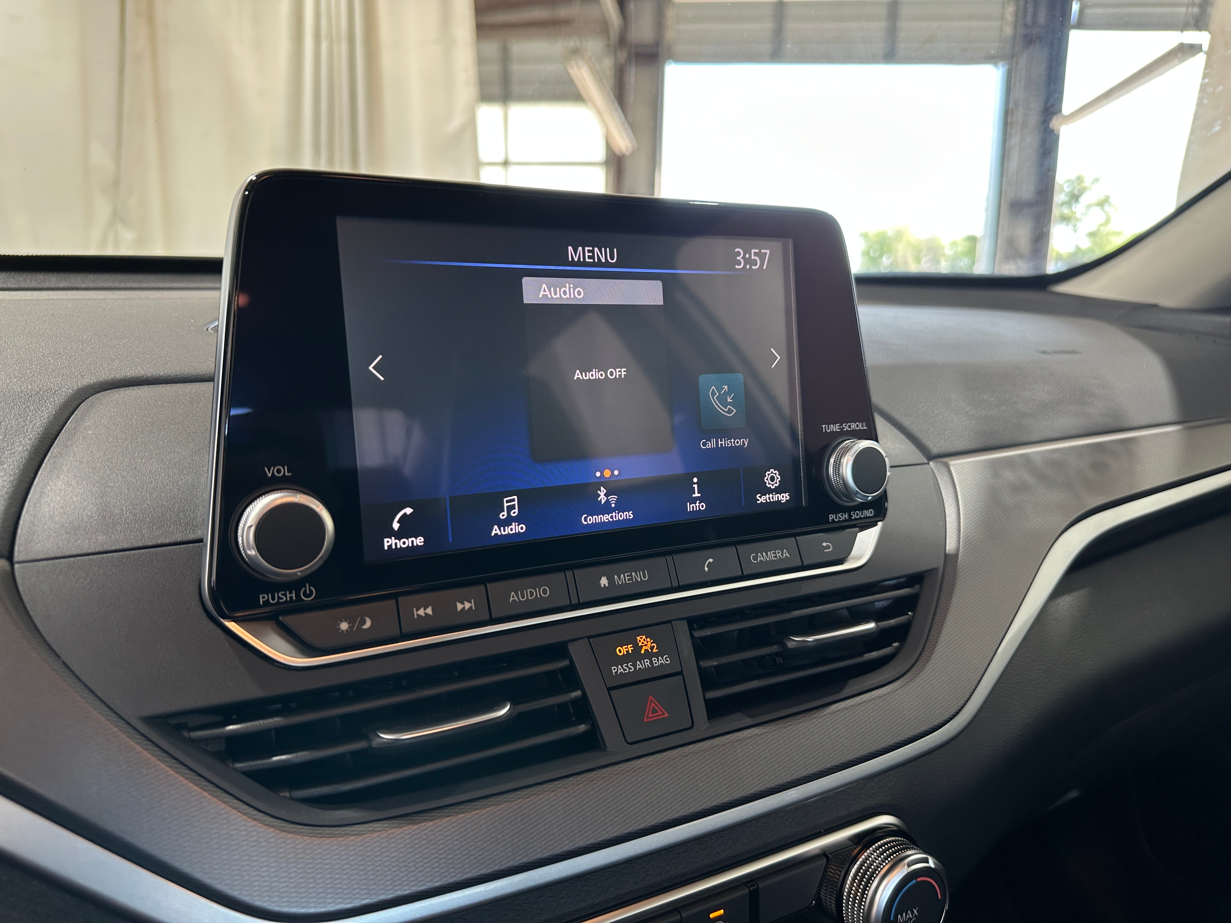 2025 Nissan Altima SR 3