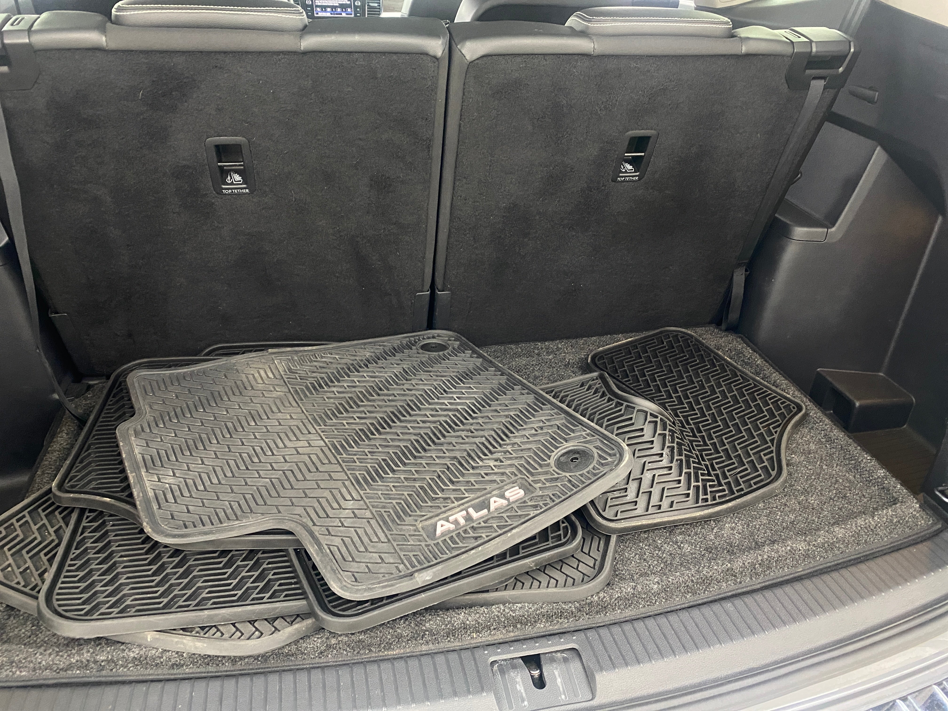 2022 Volkswagen Atlas SE 6
