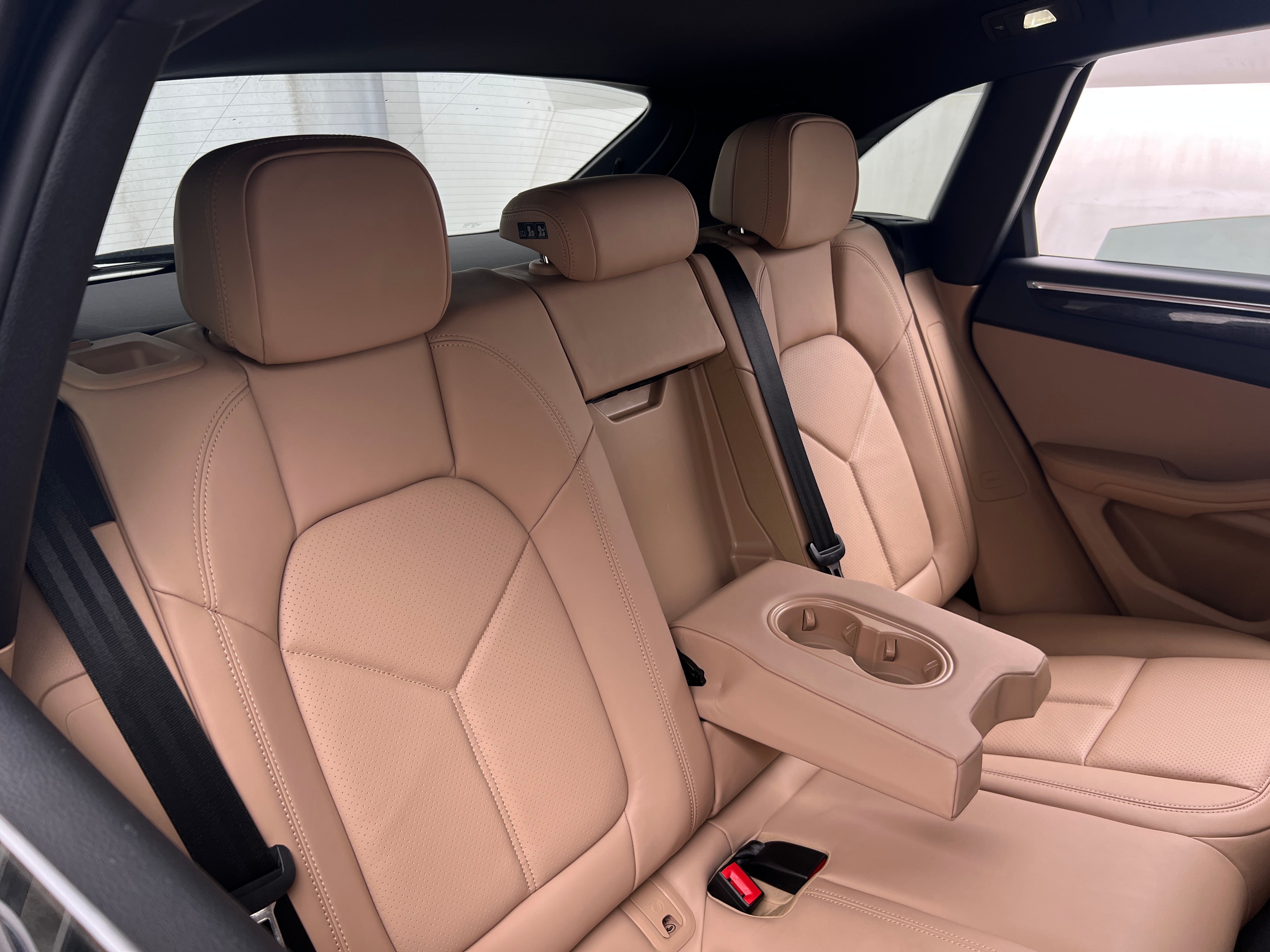 2023 Porsche Macan Base 5