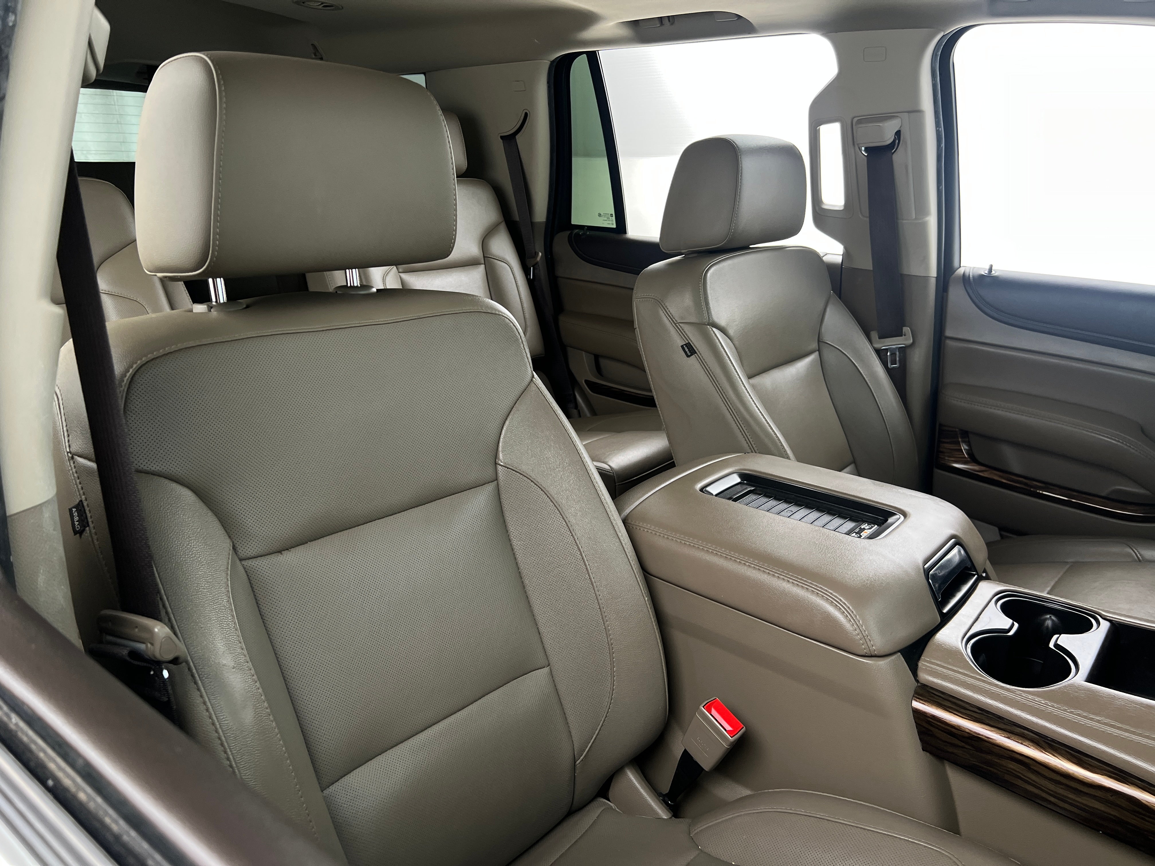 2017 GMC Yukon SLT 2