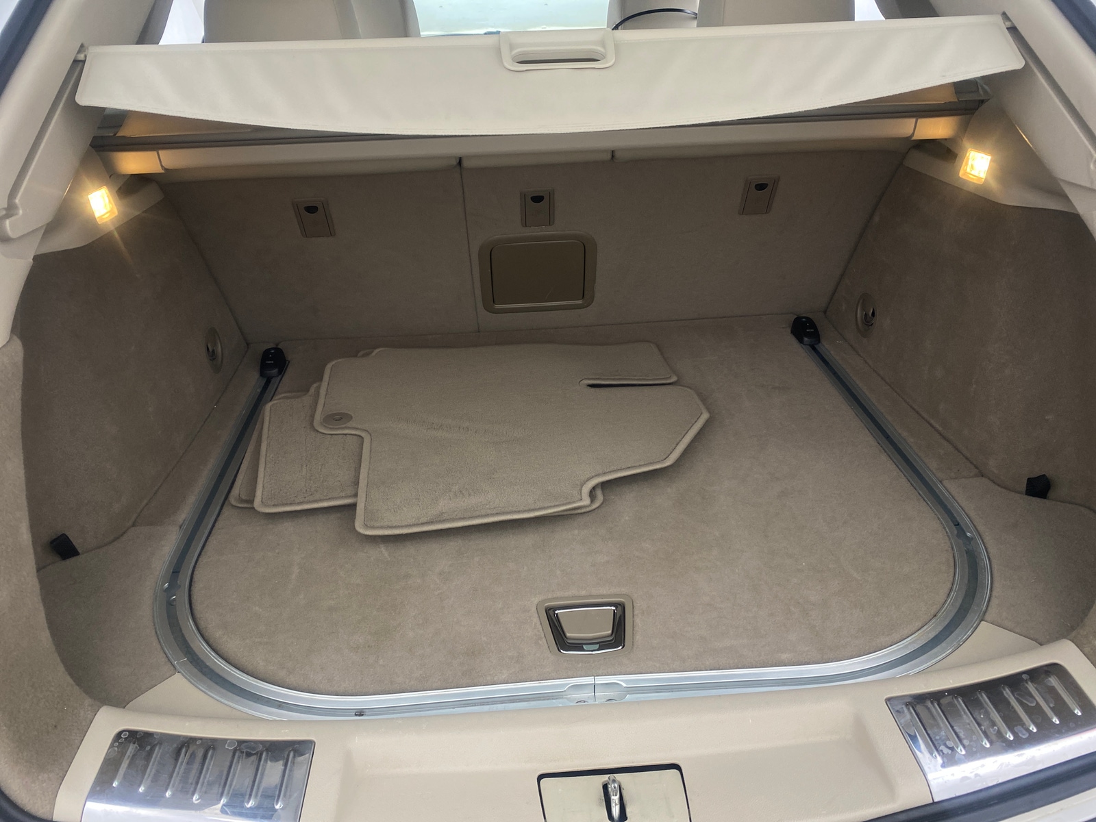 Thumbnail: 2015 Cadillac SRX - 6