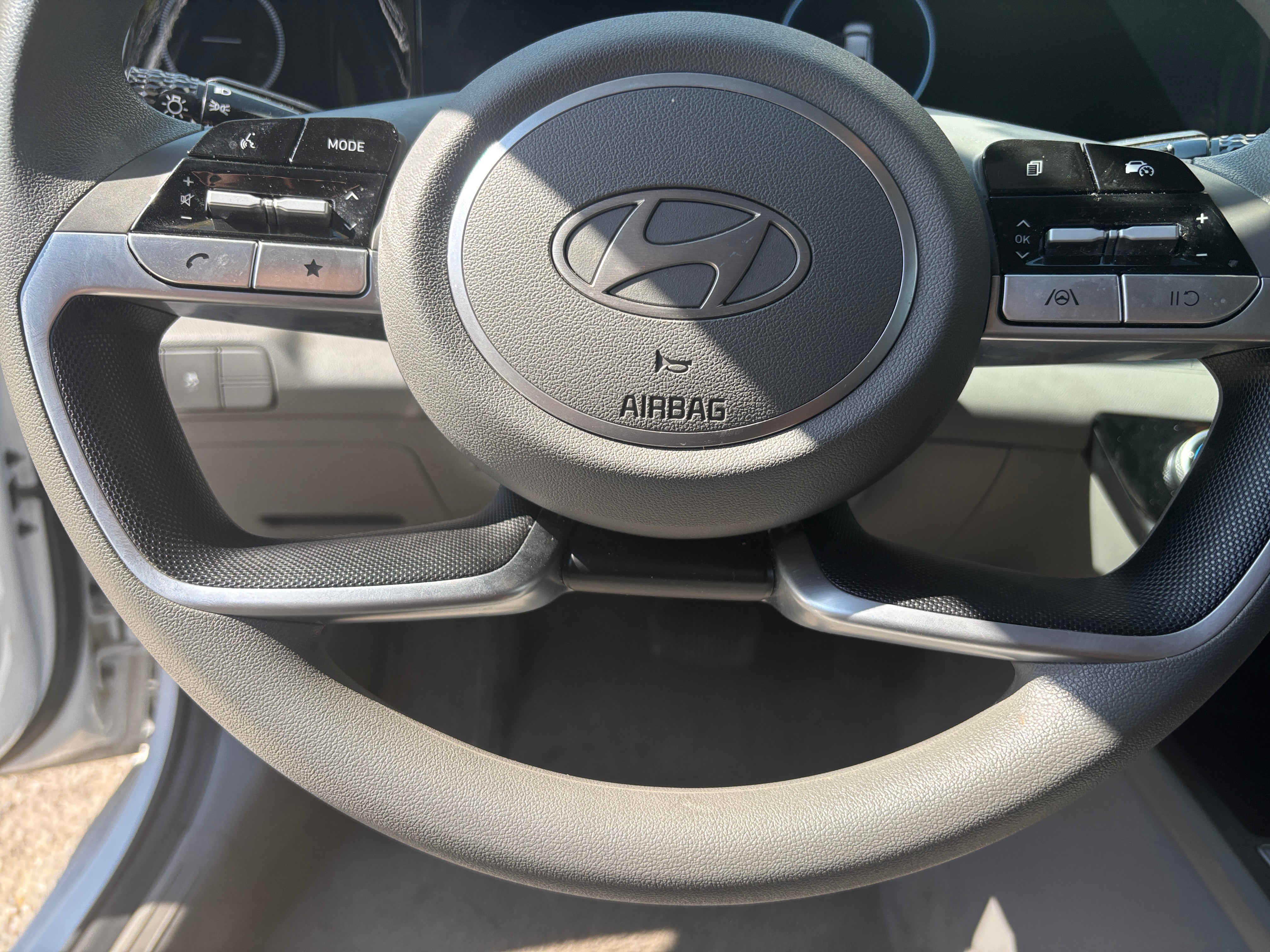 2024 Hyundai Elantra SEL 5