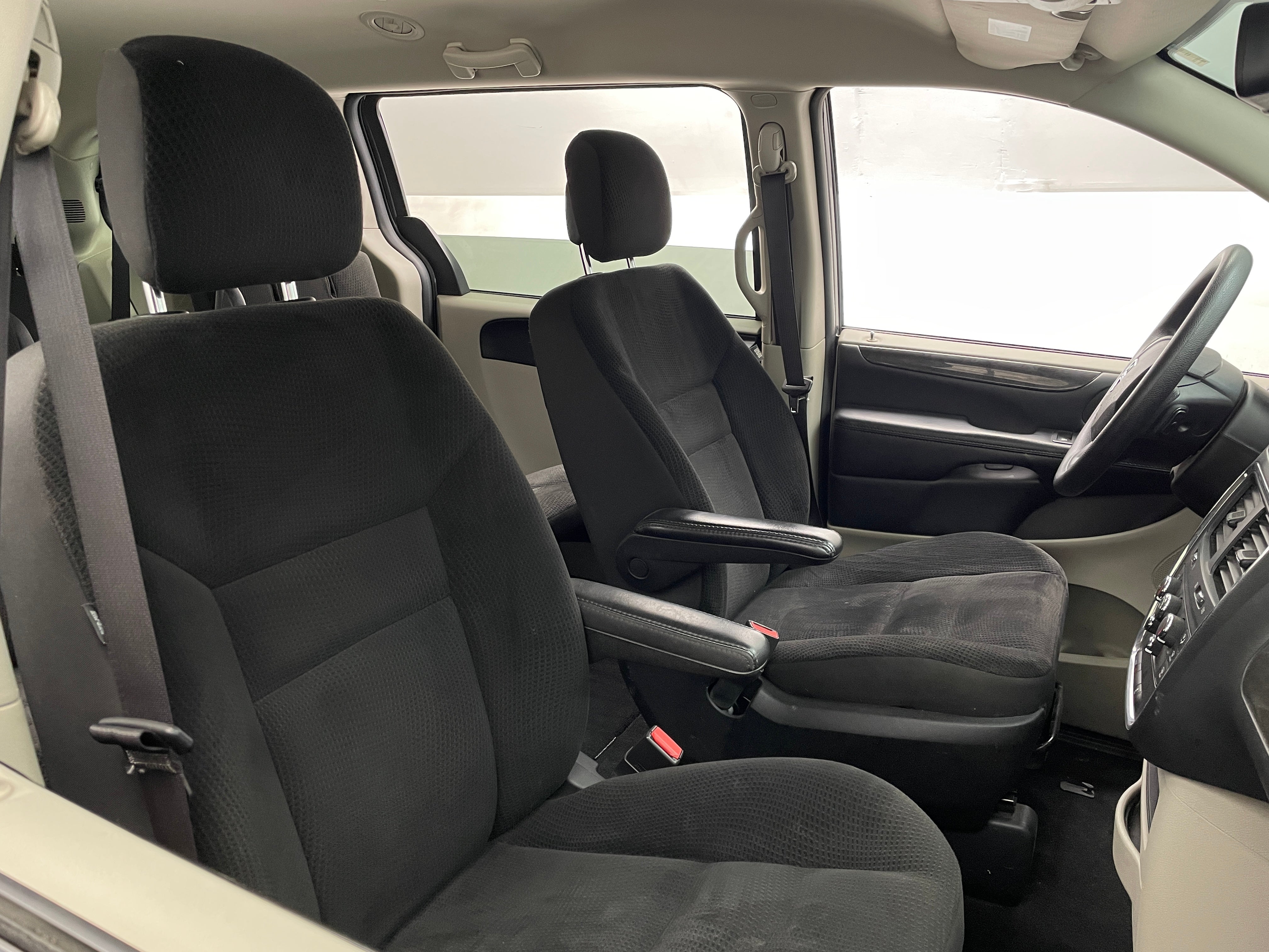 2019 Dodge Grand Caravan SE 2