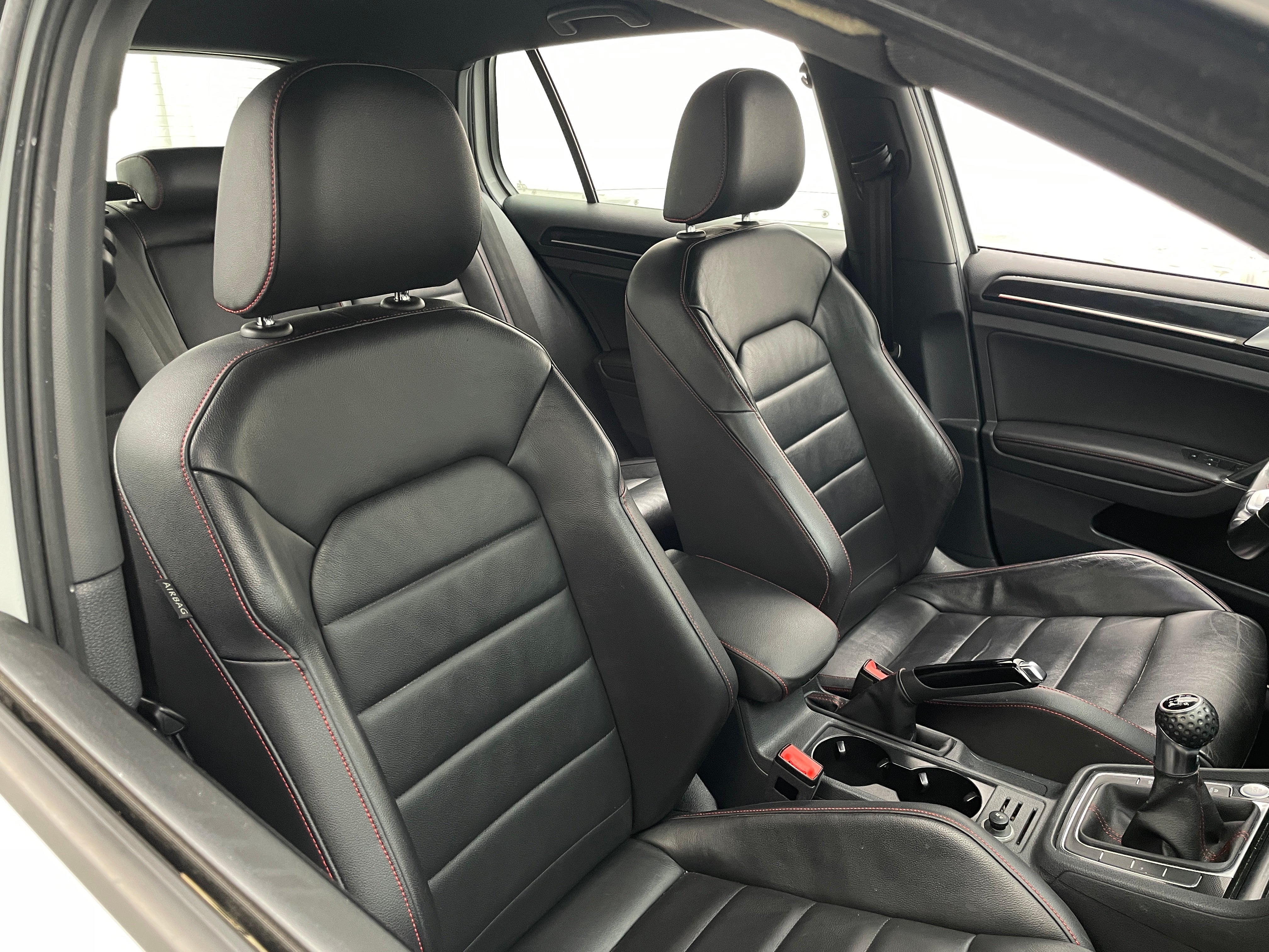 2016 Volkswagen Golf GTI SE 2