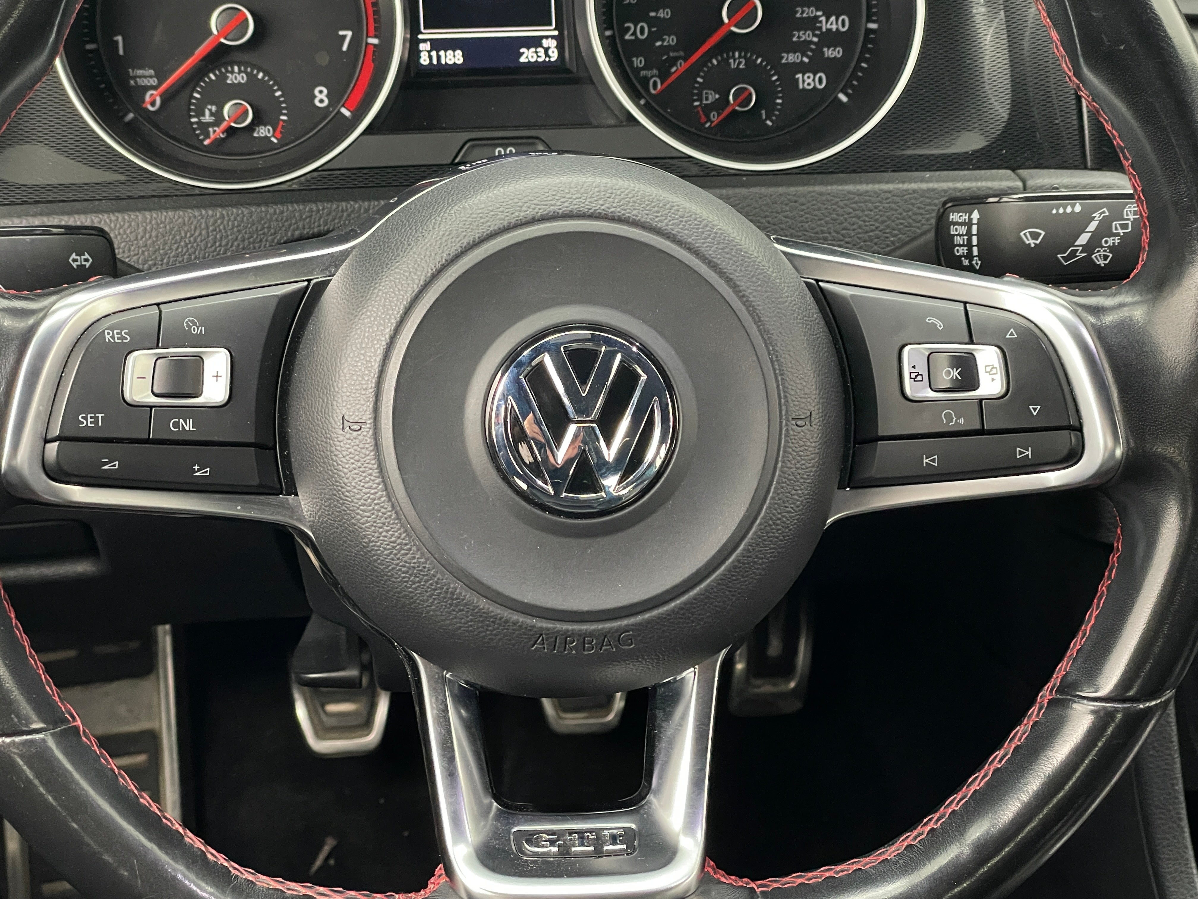 2016 Volkswagen Golf GTI SE 5