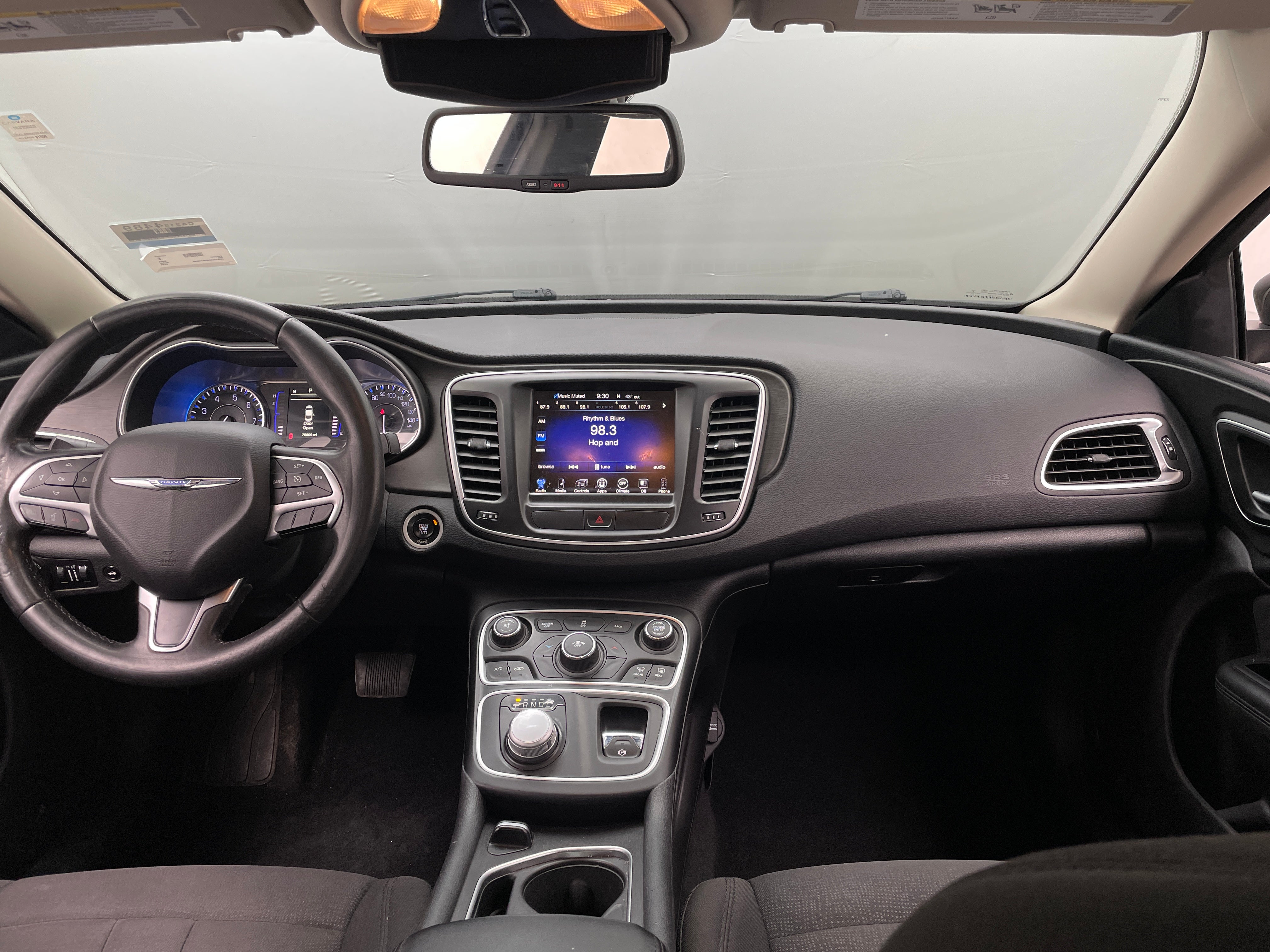 2016 Chrysler 200 Limited 3
