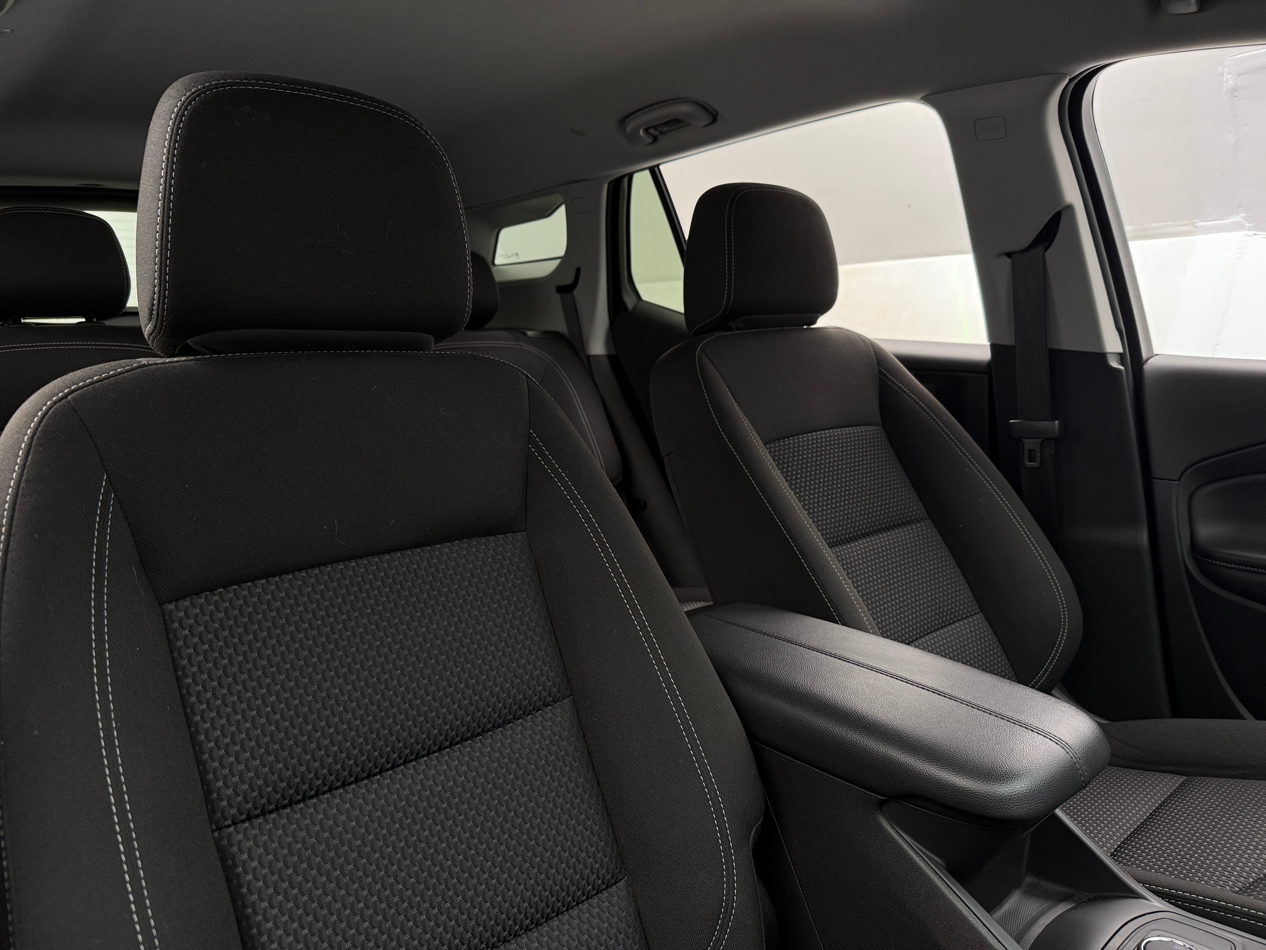 2024 GMC Terrain SLE 2