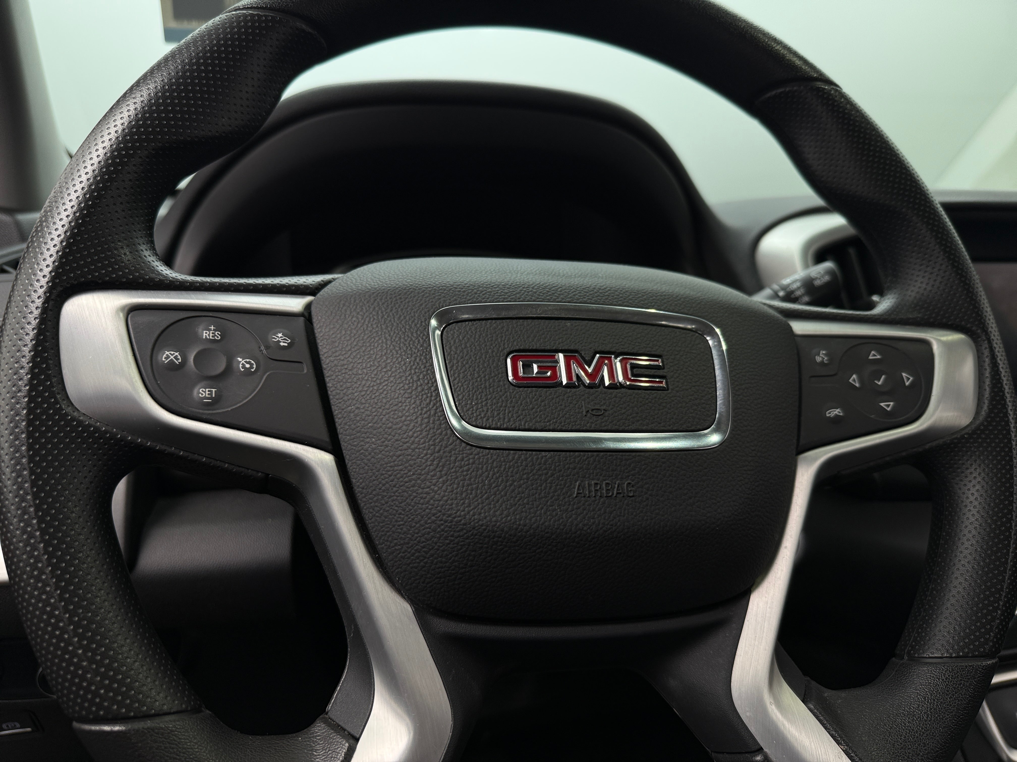 2024 GMC Terrain SLE 5