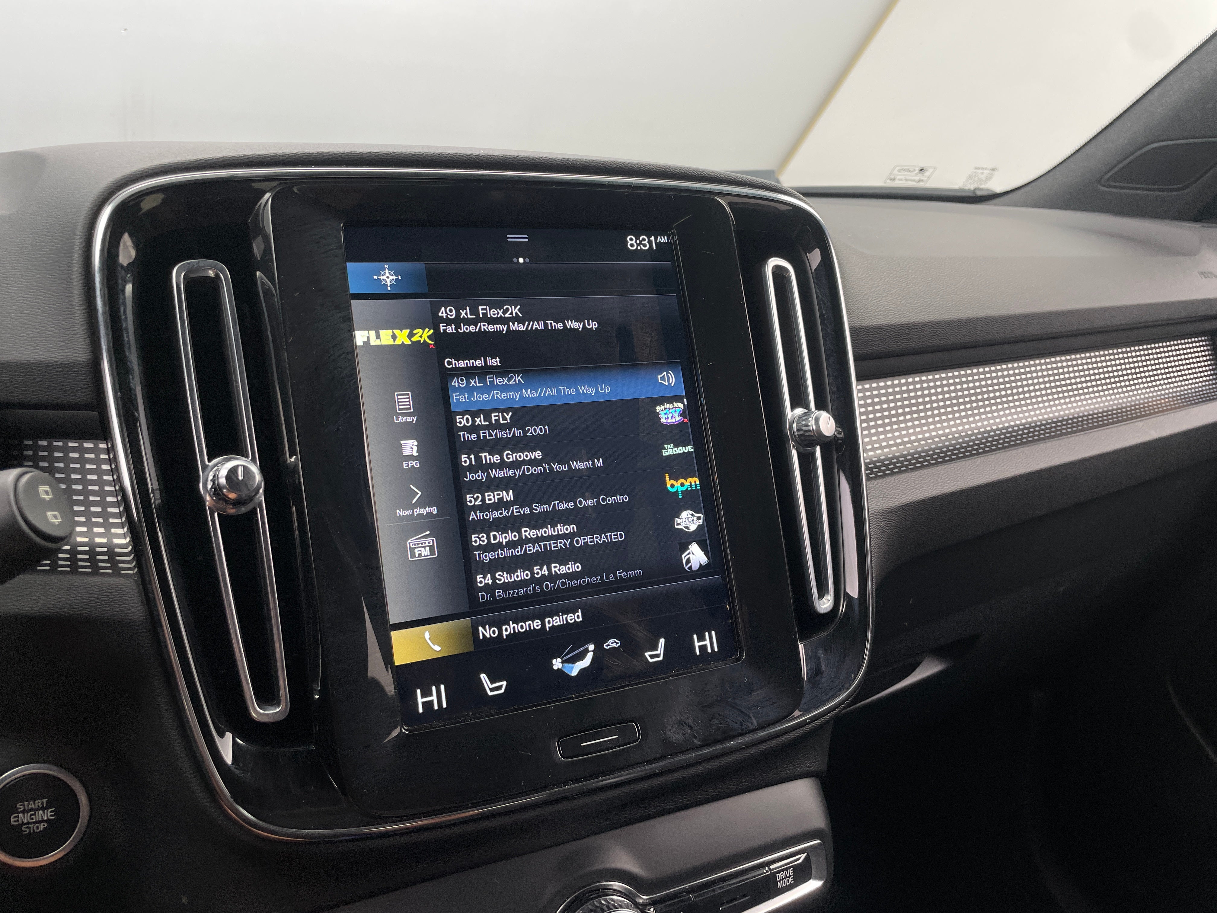 2022 Volvo XC40 T5 R-Design 3