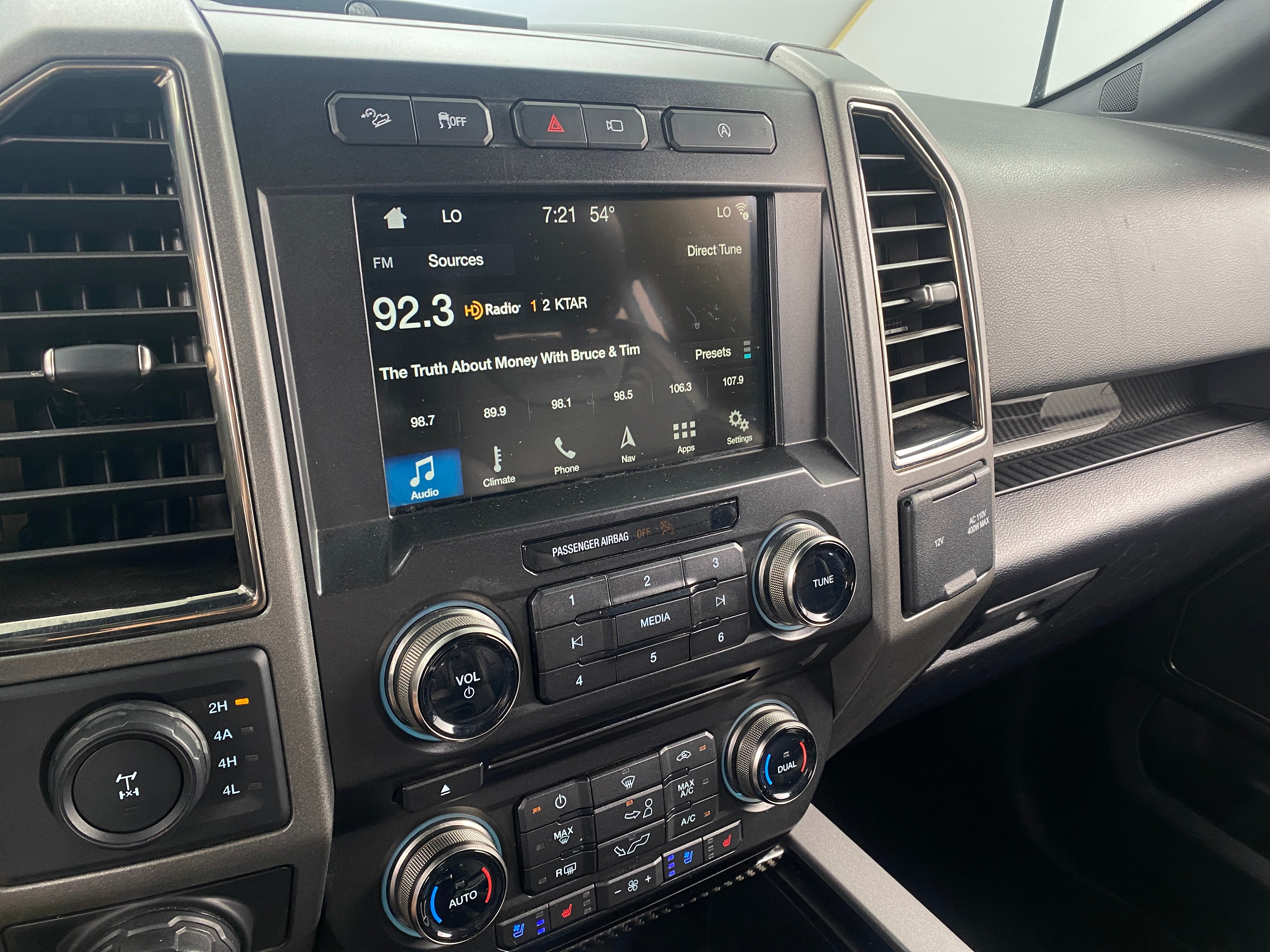 2018 Ford Econoline E-150 3