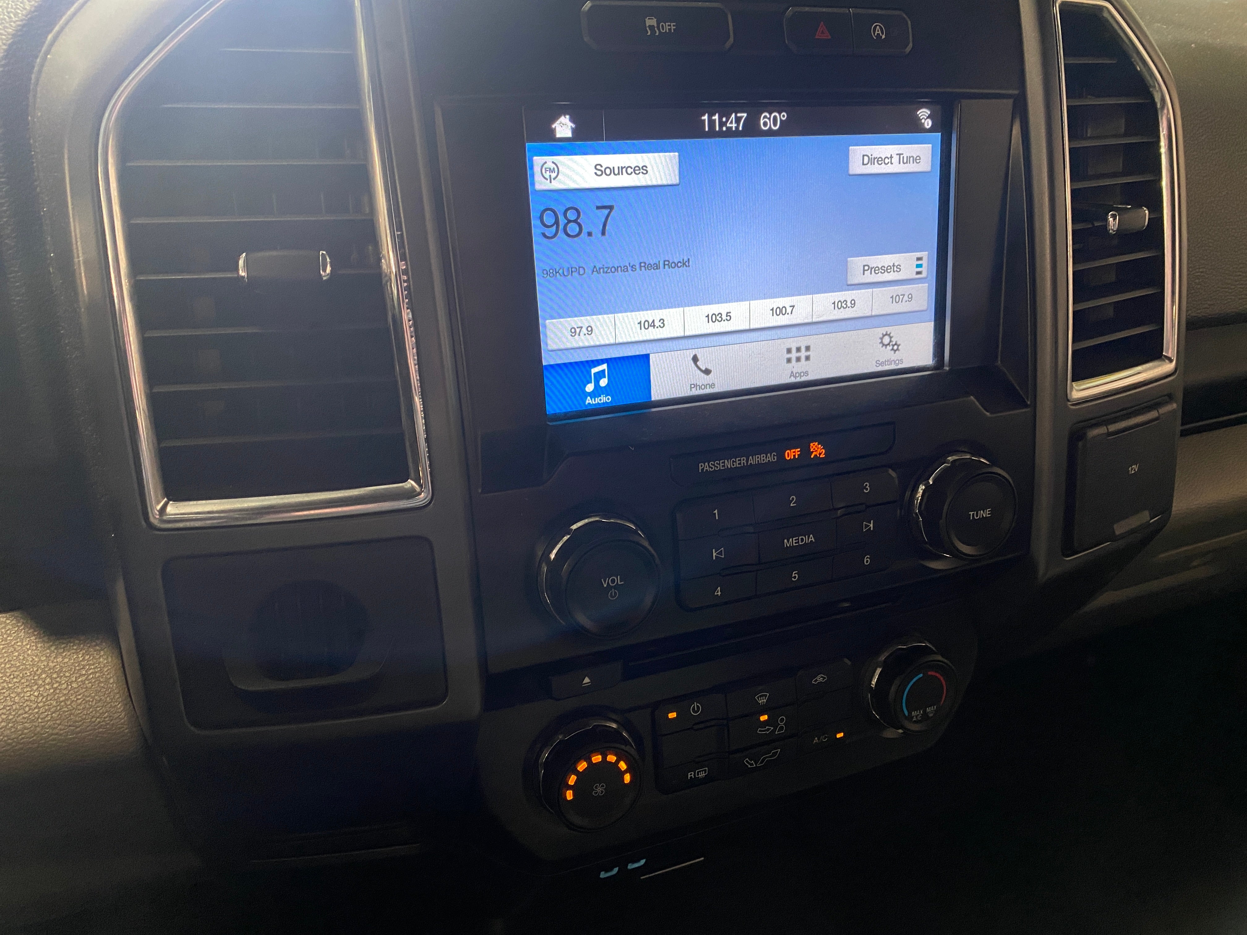 2016 Ford Econoline E-150 4