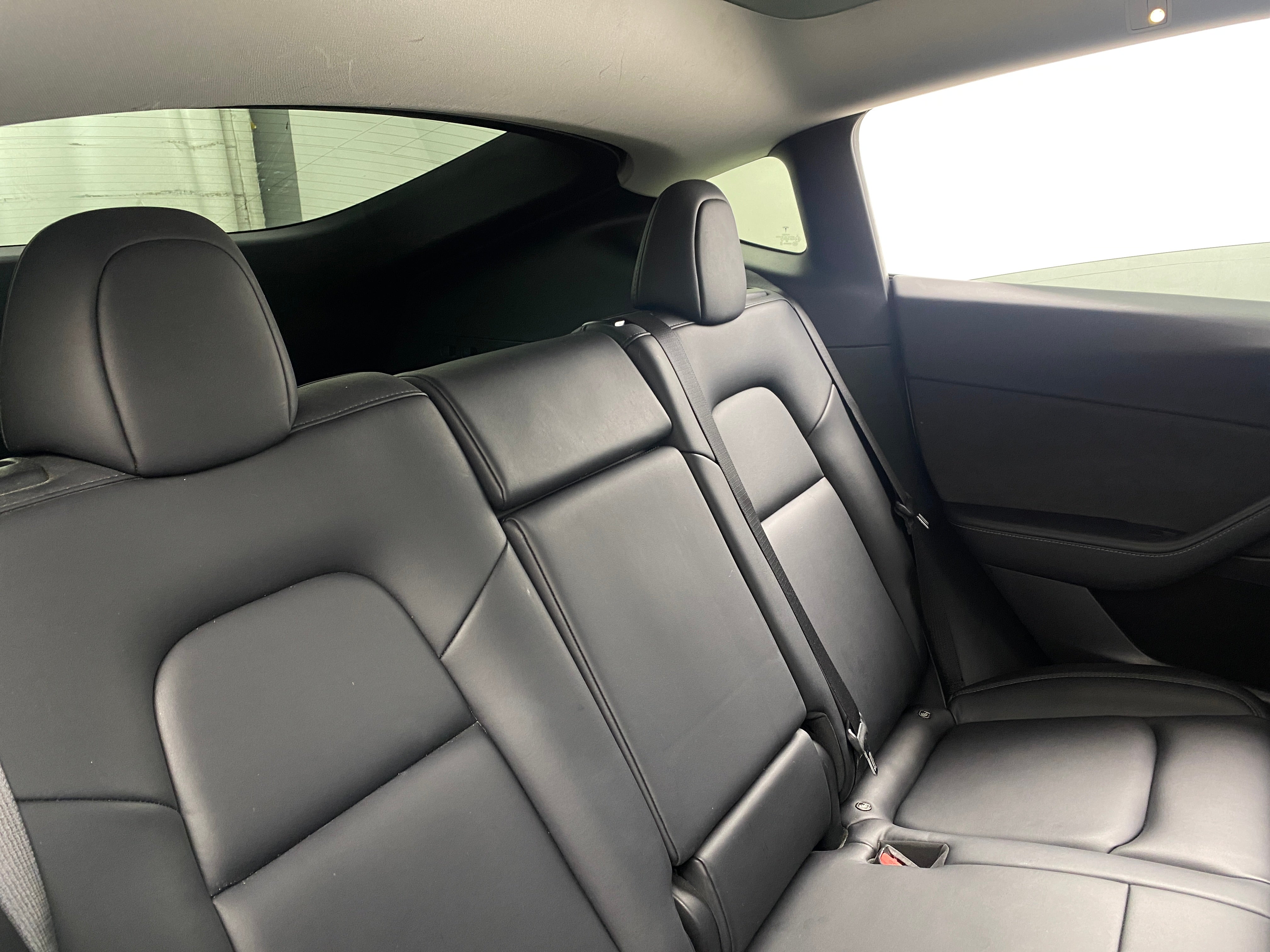 2021 Tesla Model Y Standard Range 4
