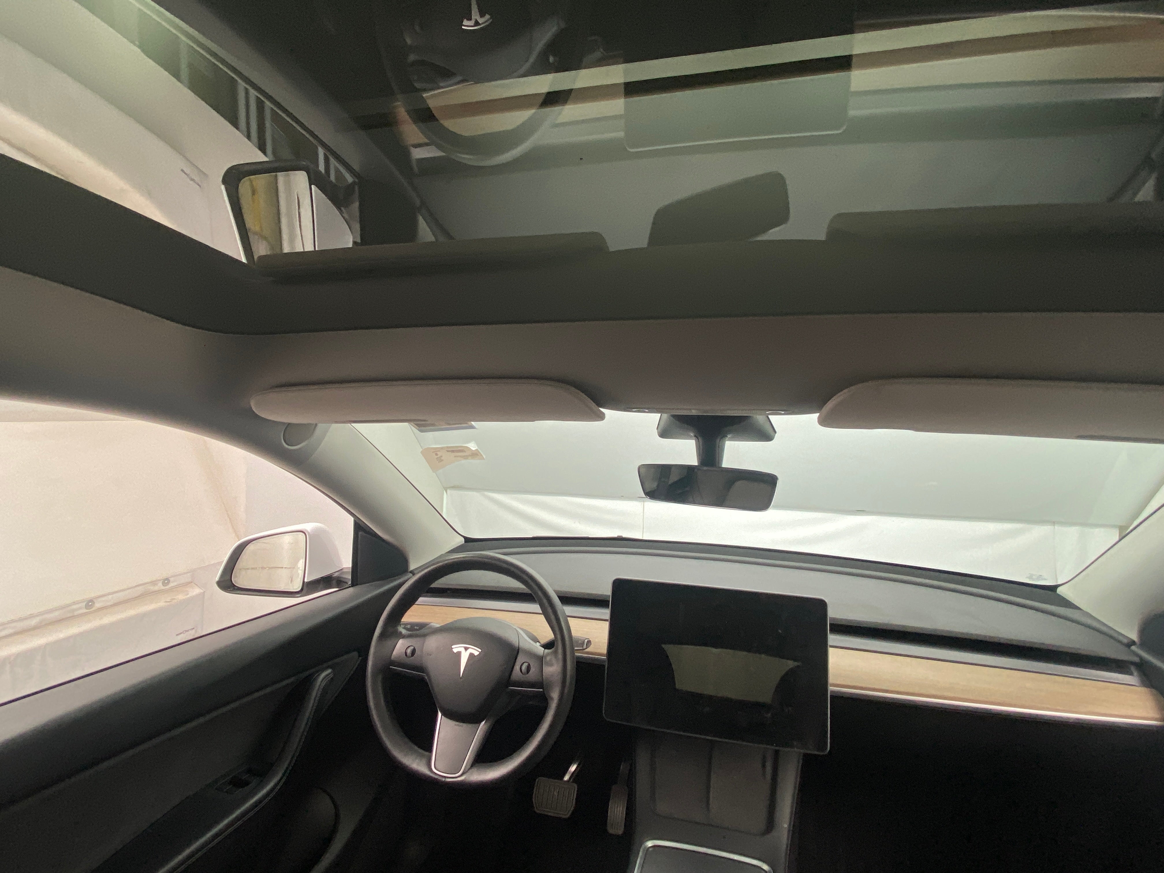 2021 Tesla Model Y Standard Range 2