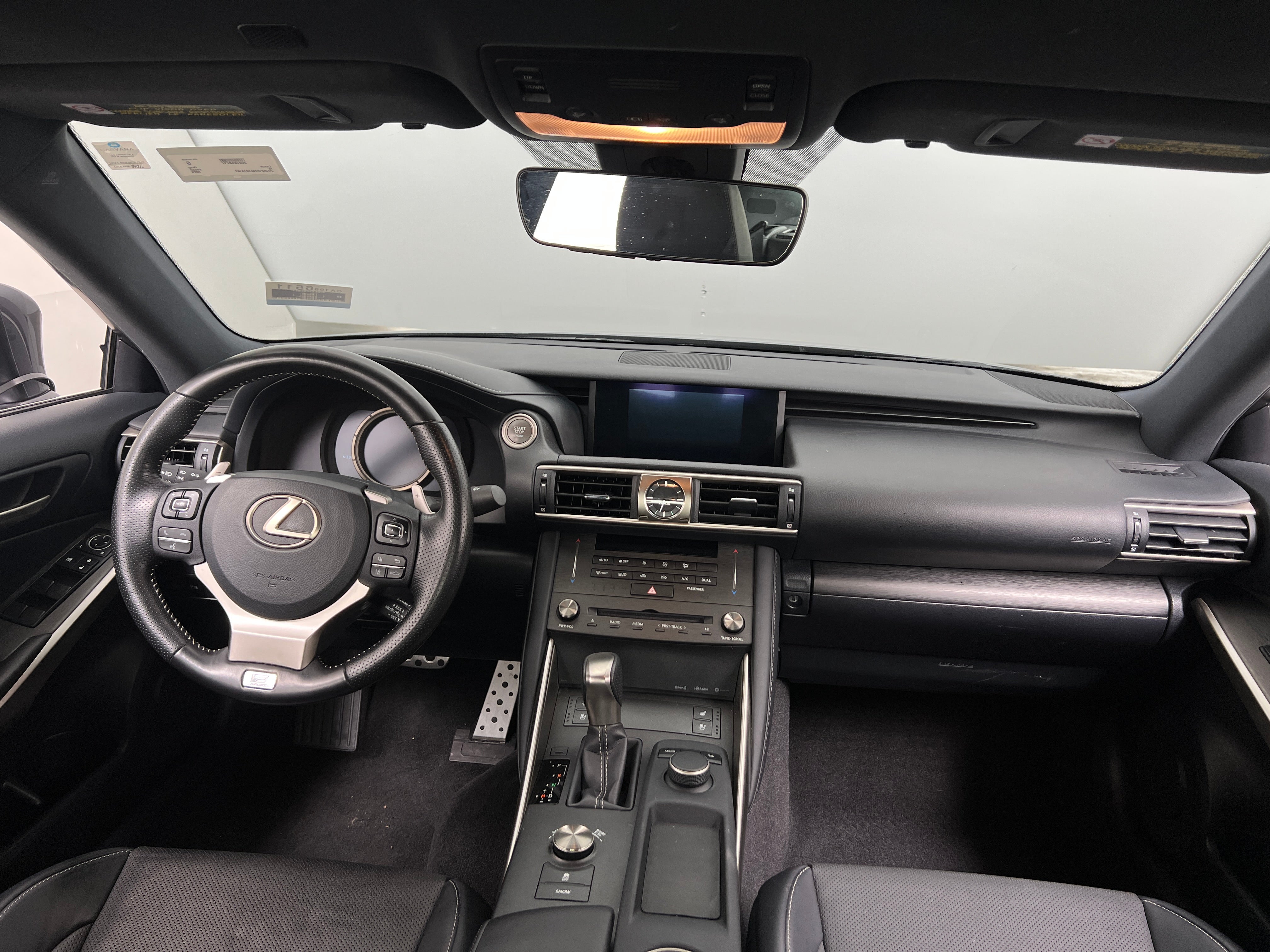 2020 Lexus IS 350 2