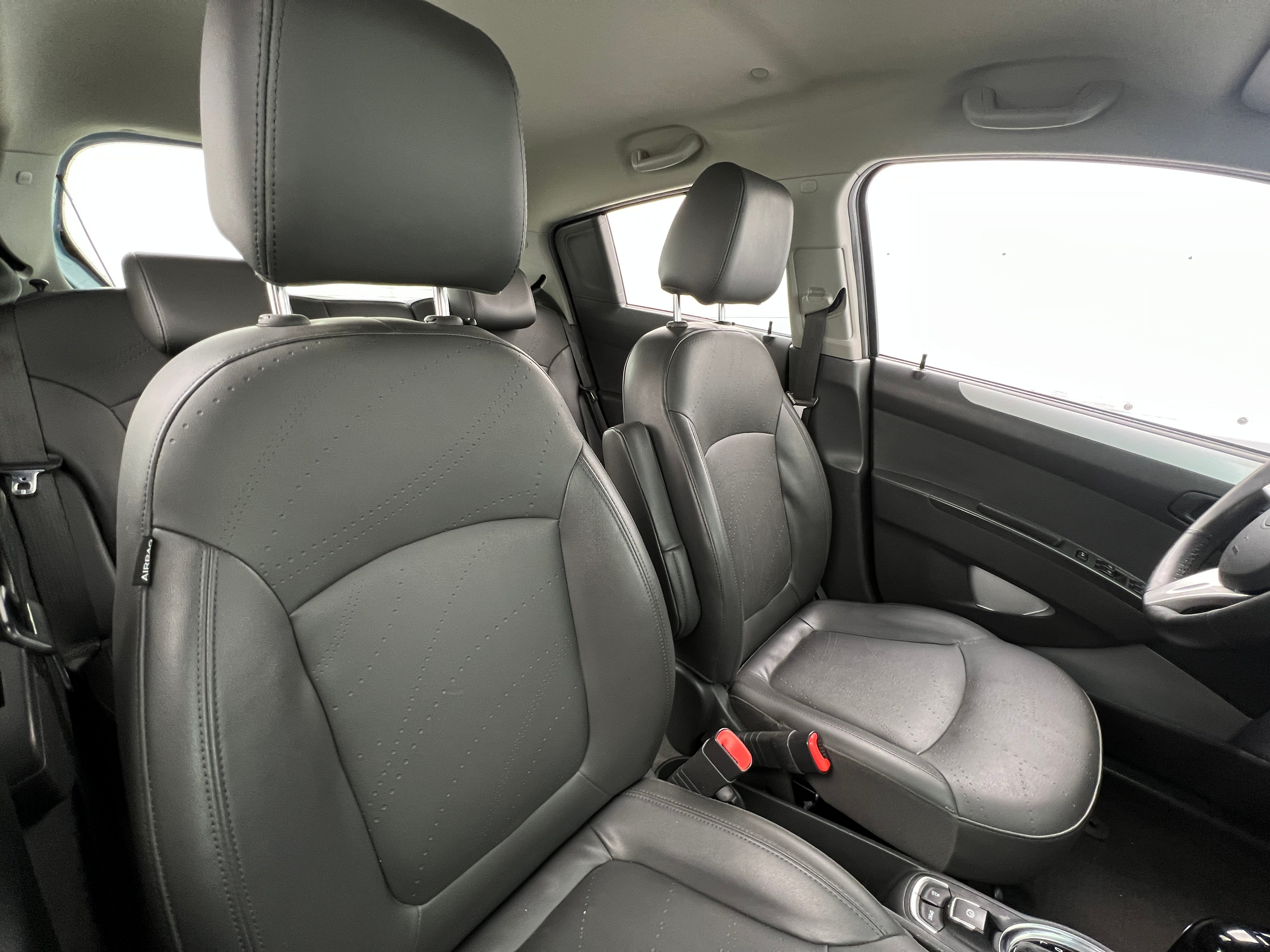 2016 Chevrolet Spark EV 2