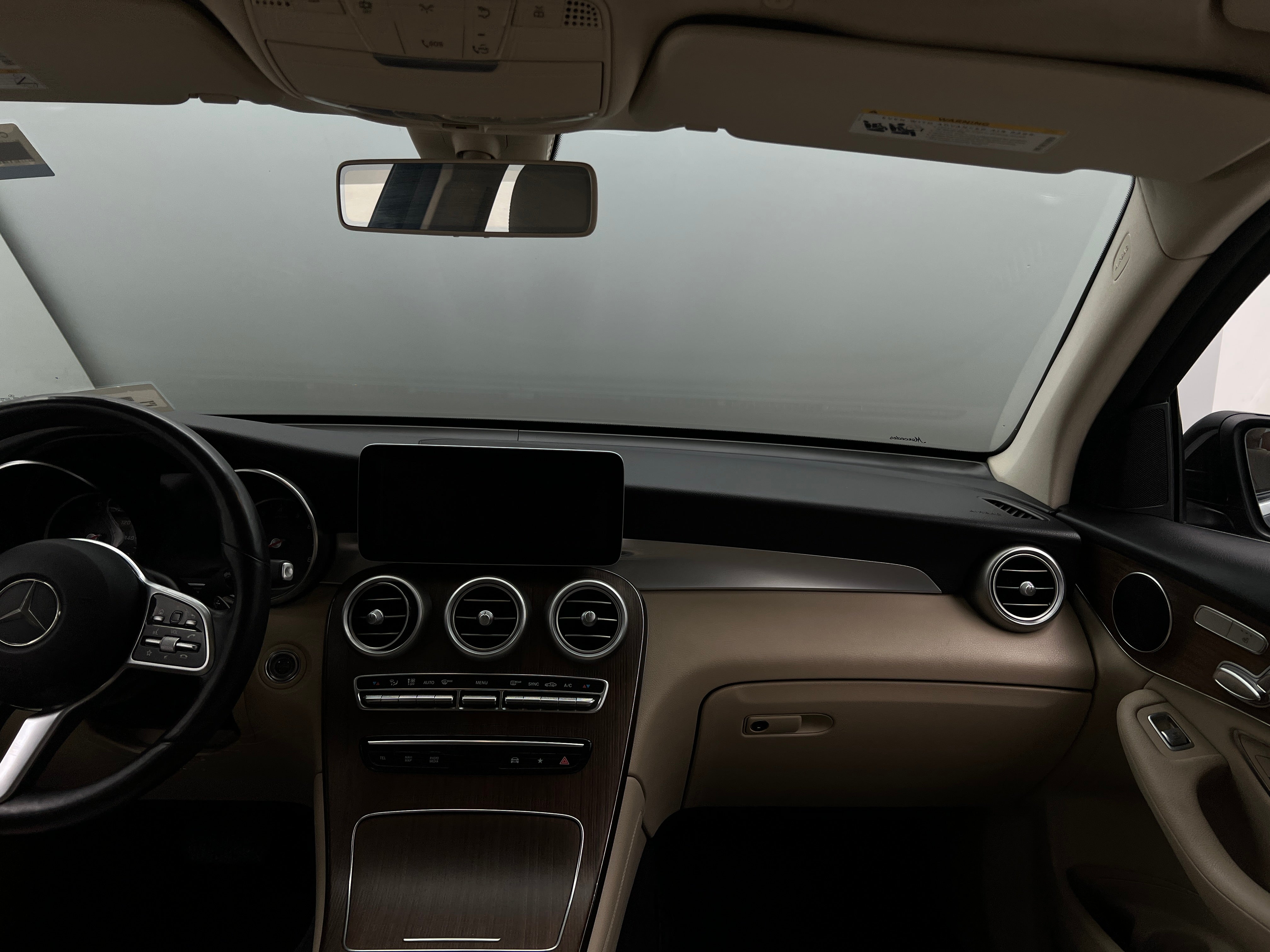2020 Mercedes-Benz GLC 300 2