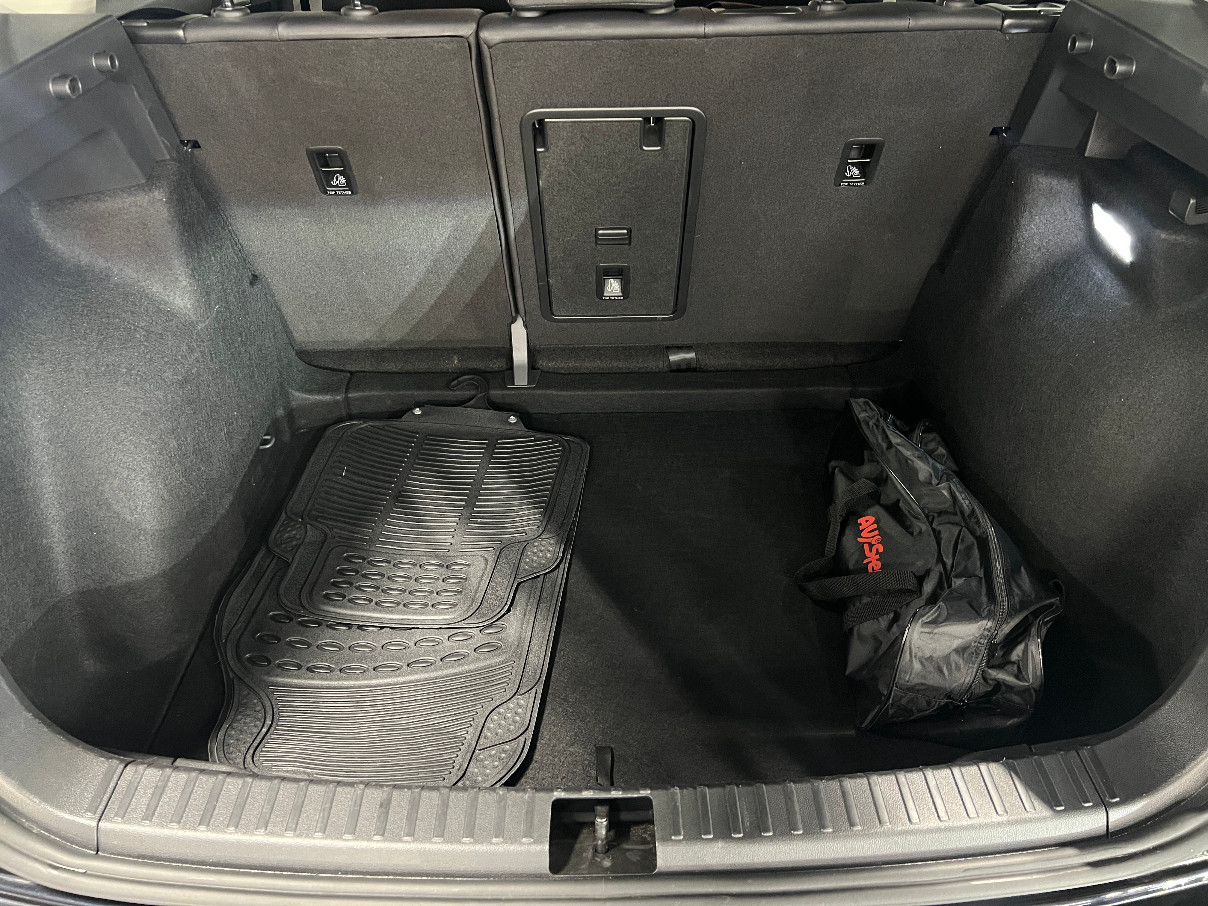 2024 Volkswagen Taos SE 6