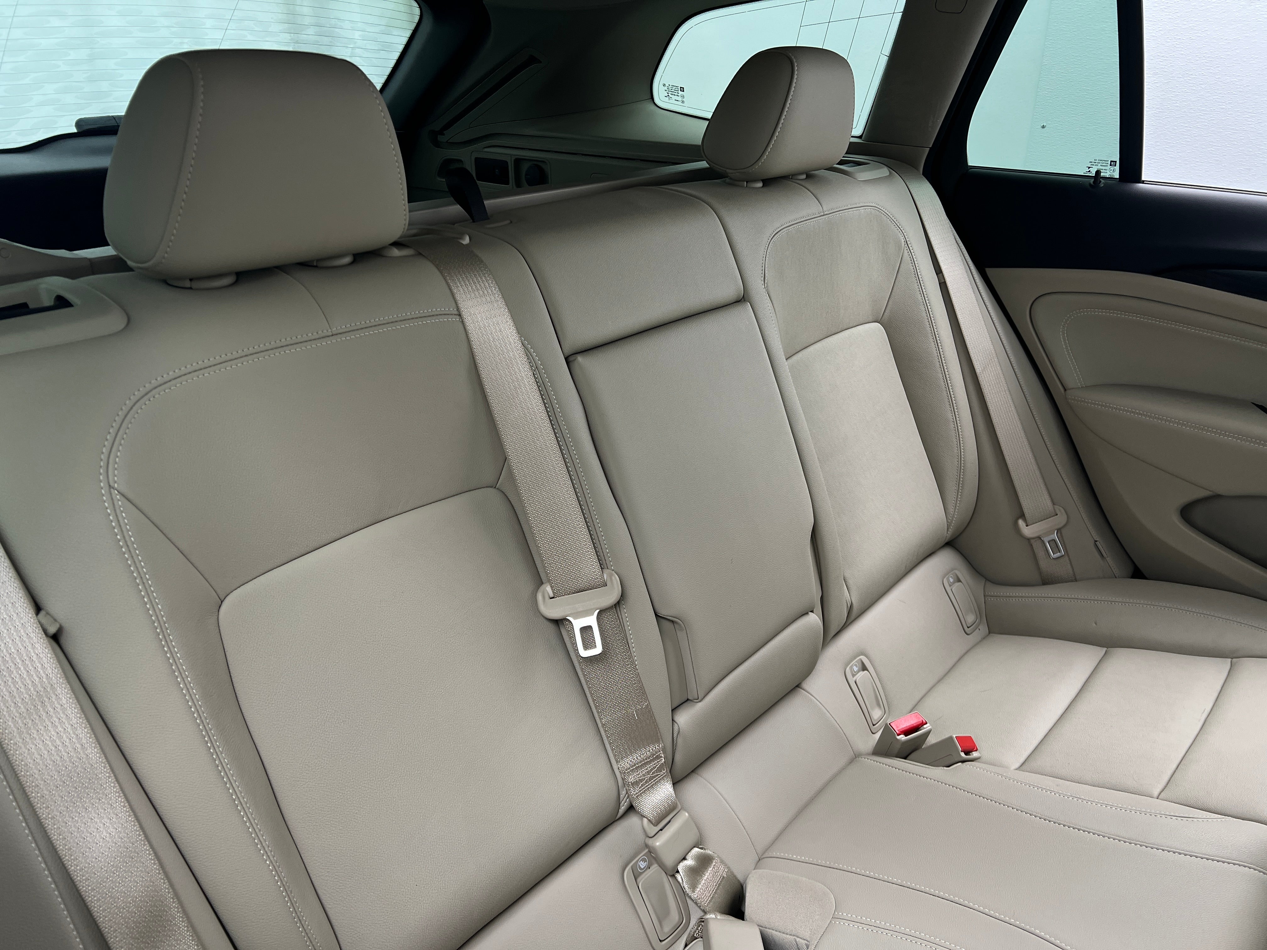 2018 Buick Regal Essence 5