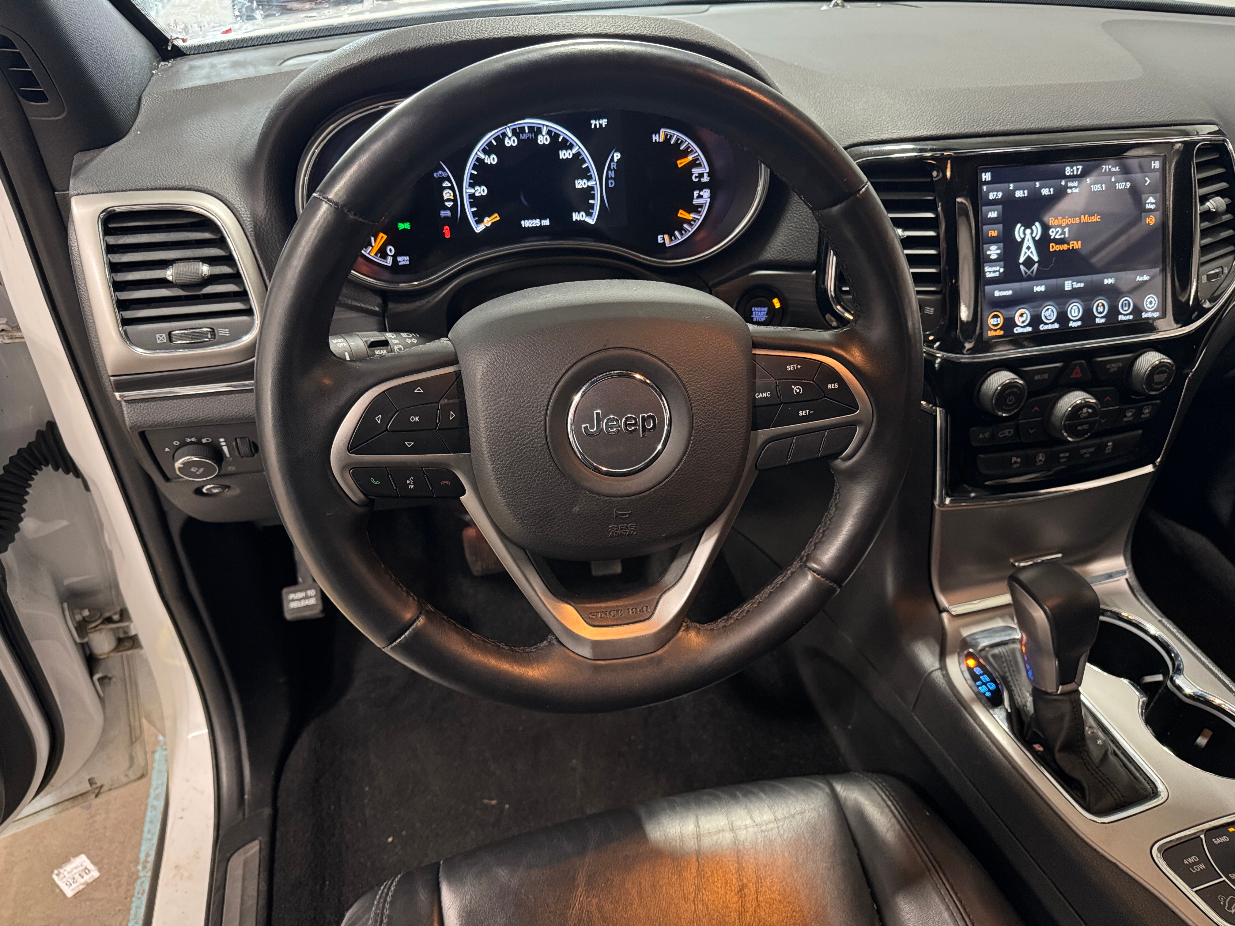 2022 Jeep Grand Cherokee Limited Edition 4